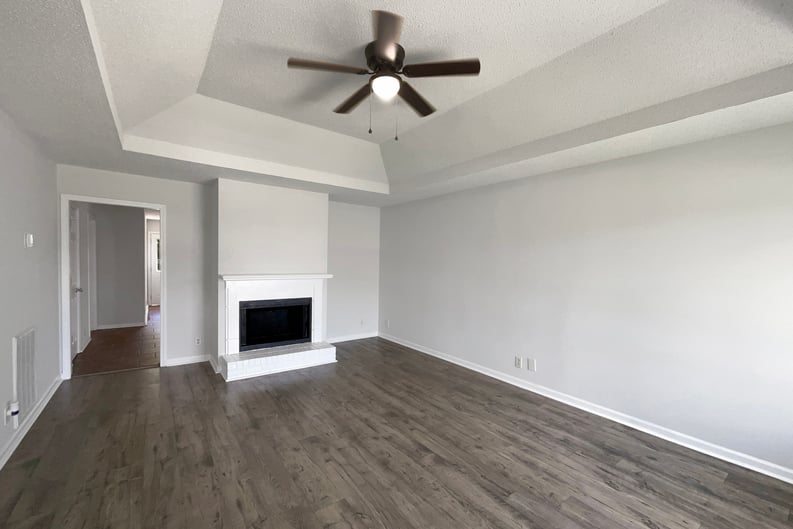 Property photo 3 of 238 Windmeade Cir