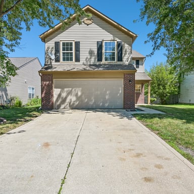 Property photo 1 of 2327 Rostock Ct