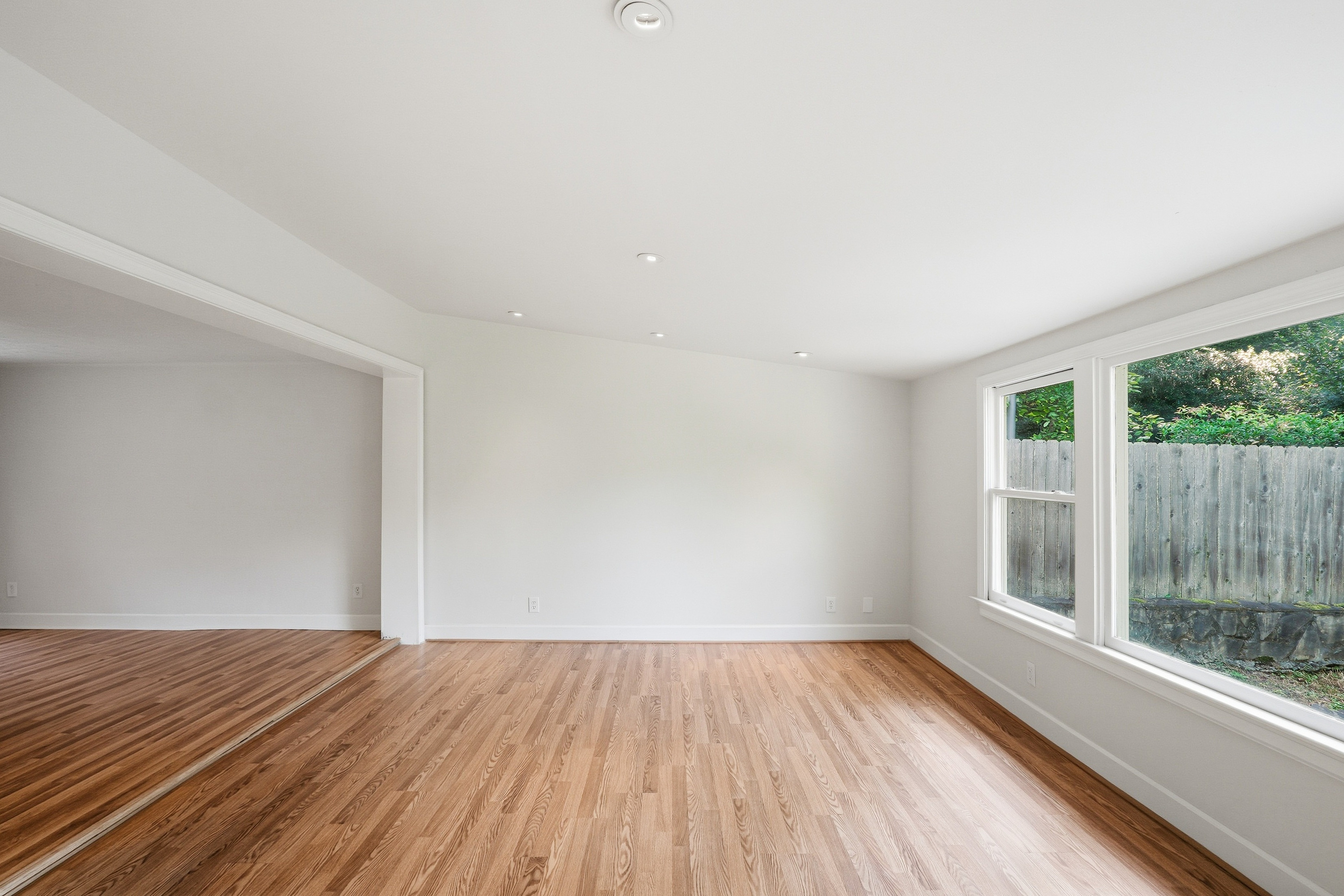 Photo 9 of 27 of 1133 Hudson Dr NE, Atlanta, GA