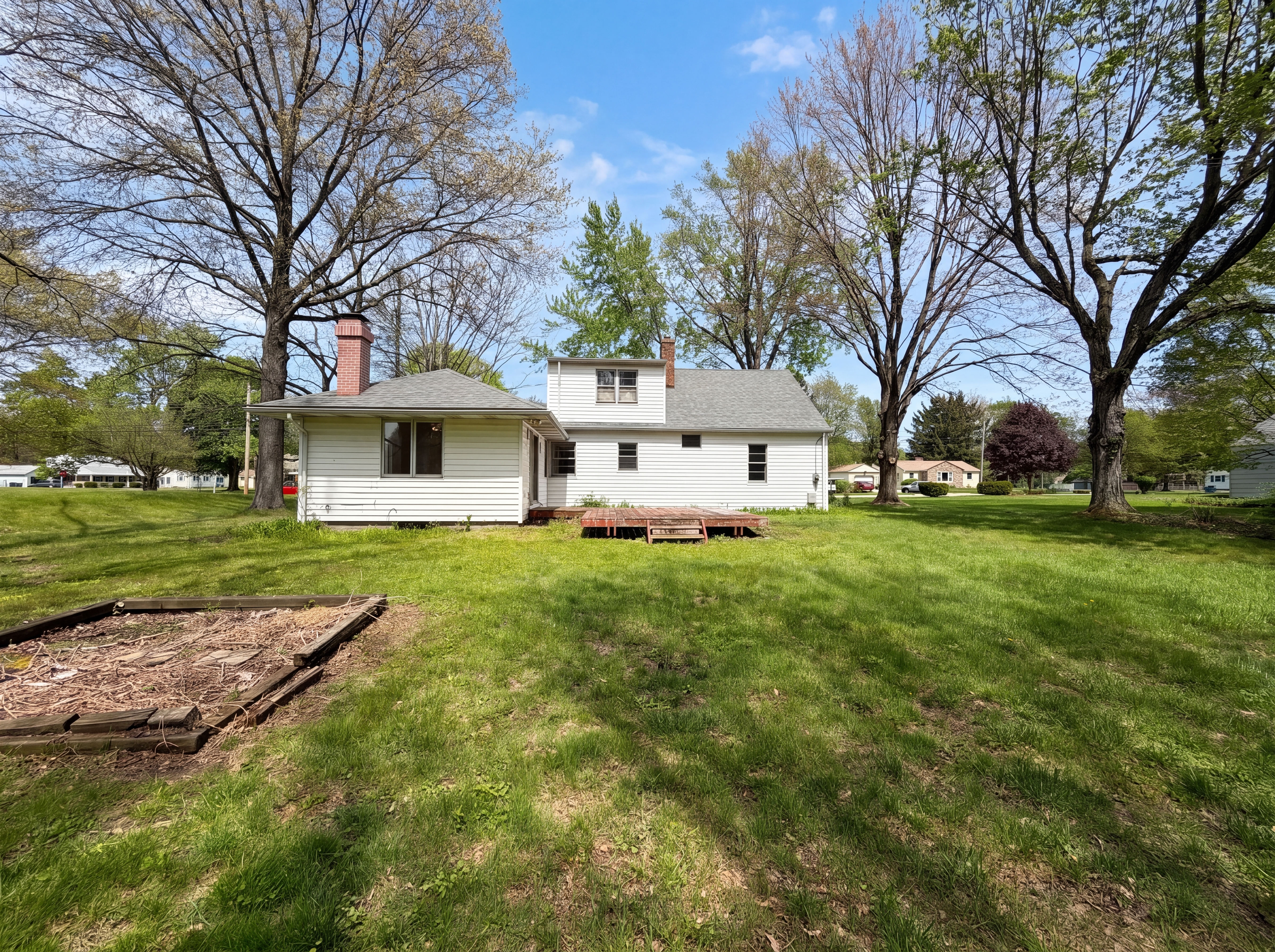 Photo 5 of 21 of 1064 Munroe Falls Kent Rd, Kent, OH