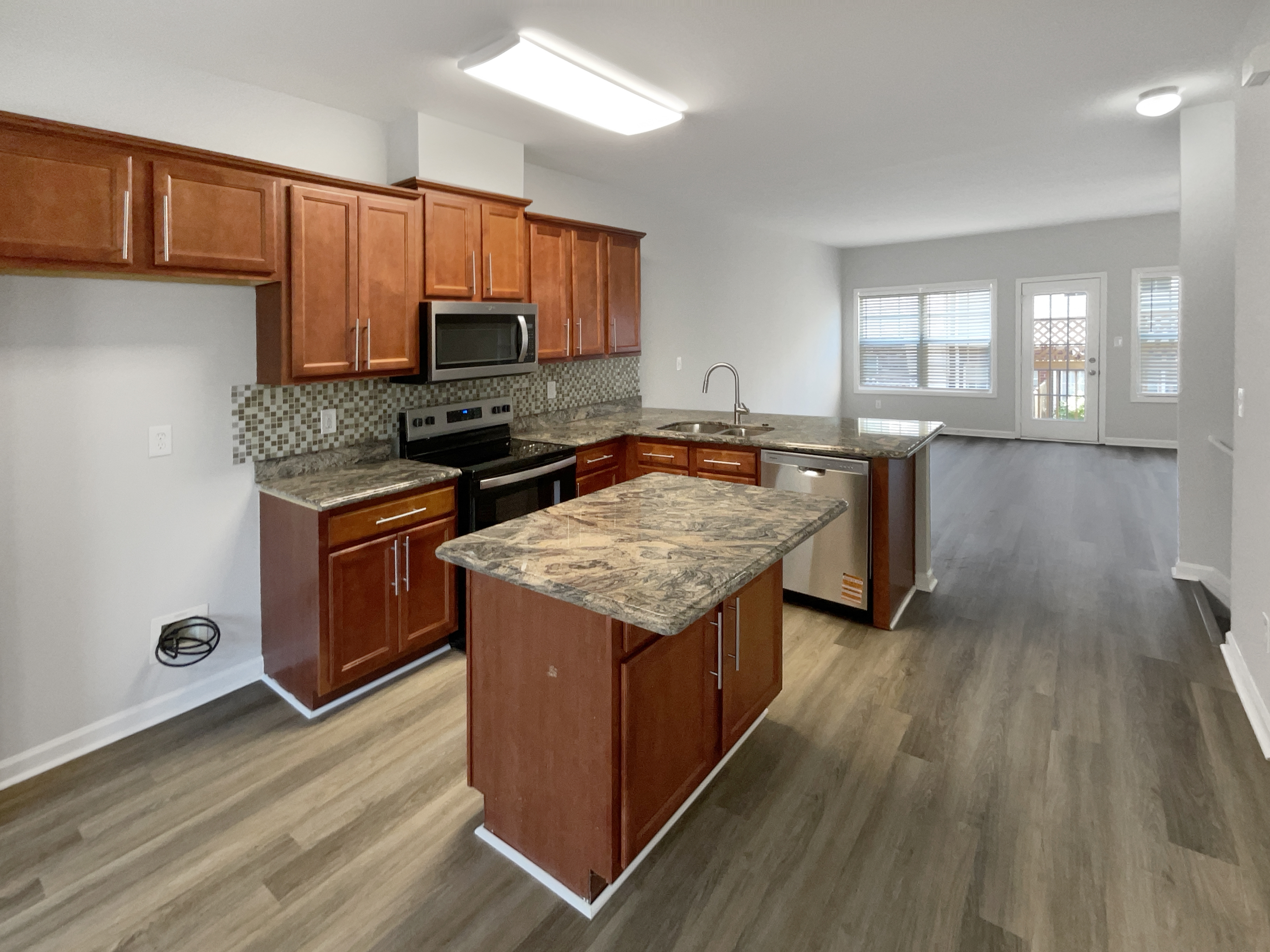 Photo 27 of 52 of 1622 Halliard Dr, Lawrenceville, GA