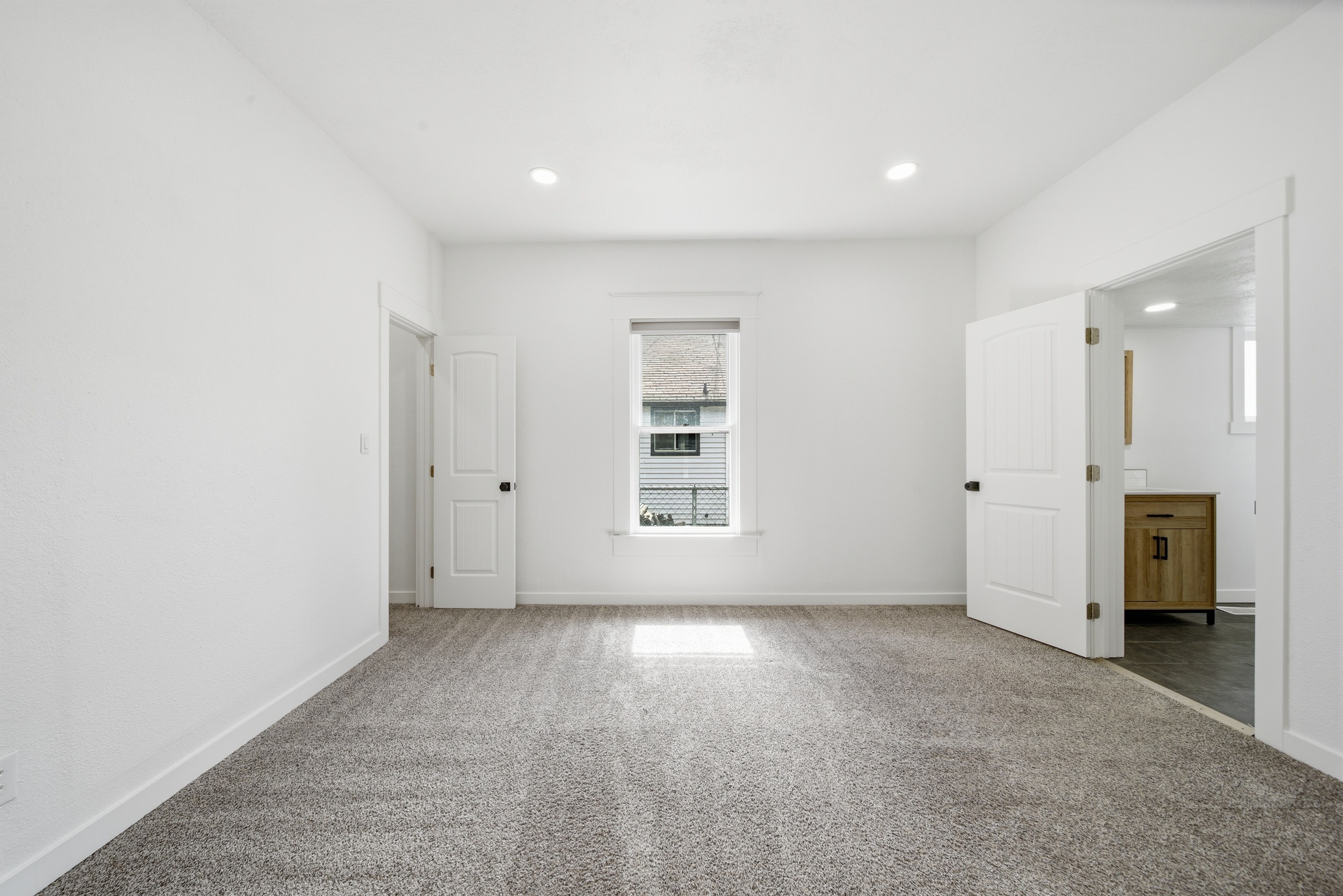 Photo 9 of 27 of 415 6th Ave S, Nampa, ID