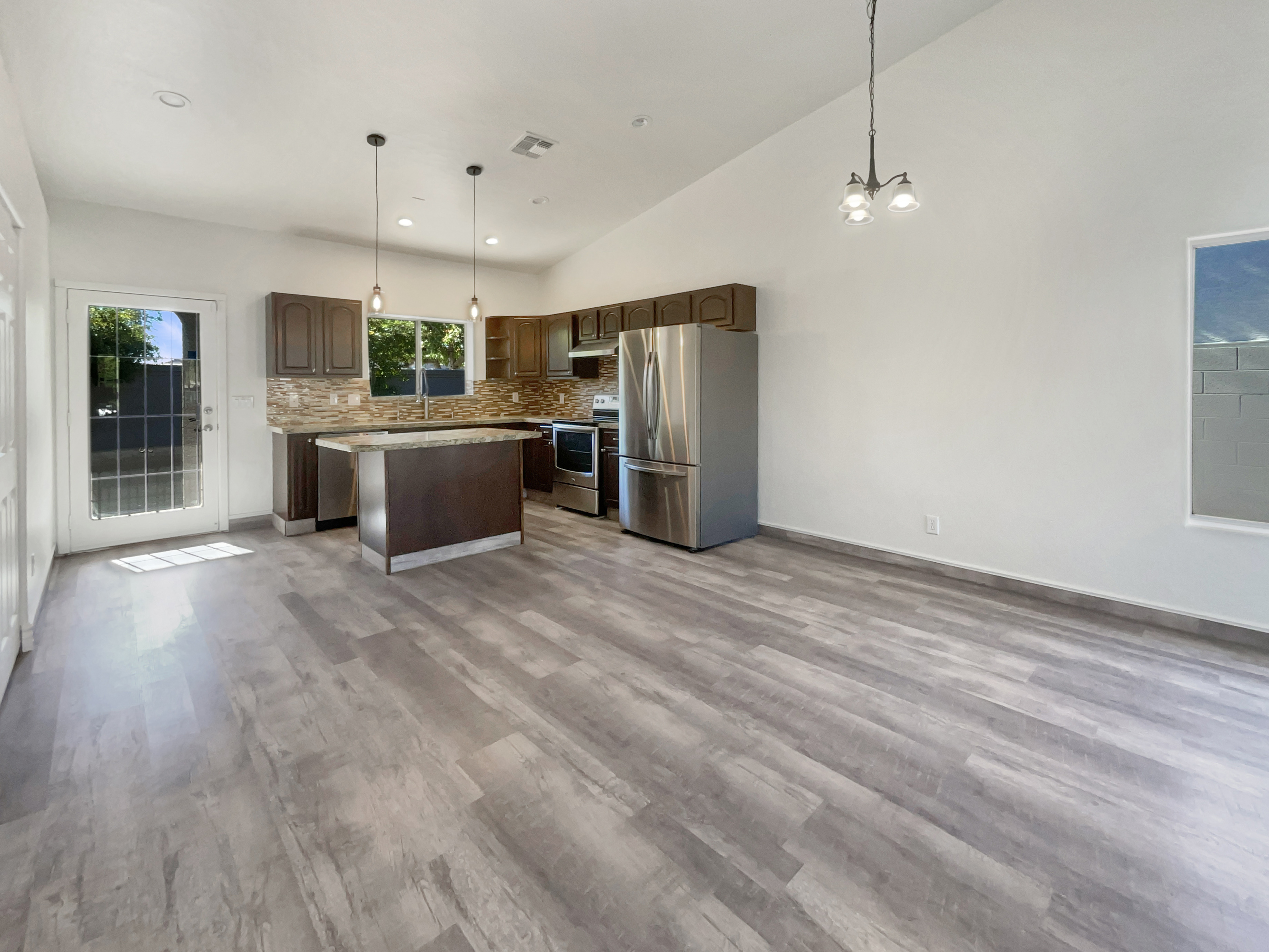 Photo 8 of 22 of 1901 E Marquette Dr, Gilbert, AZ