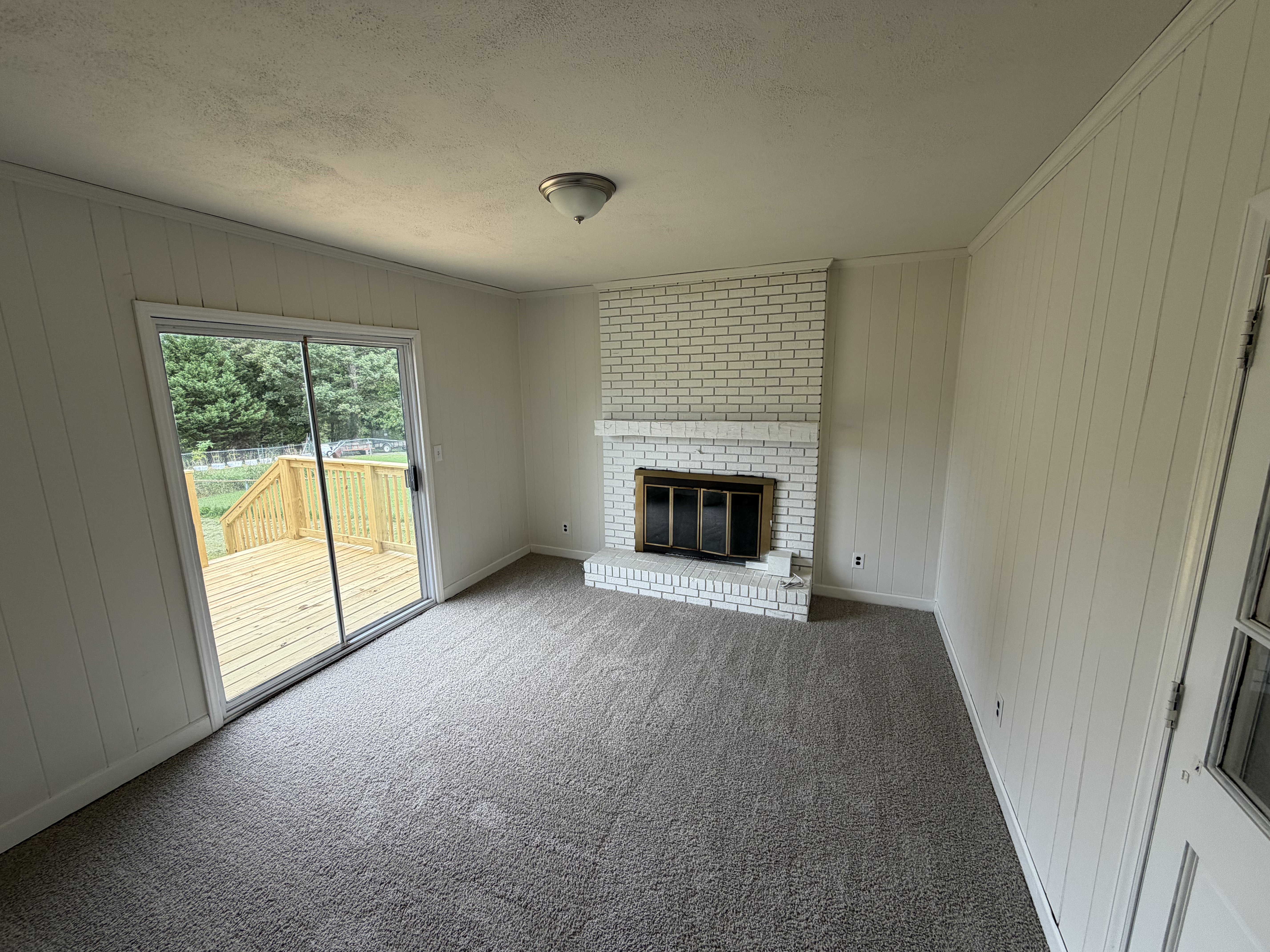 Photo 3 of 20 of 140 Joyce Dr, Winston Salem, NC