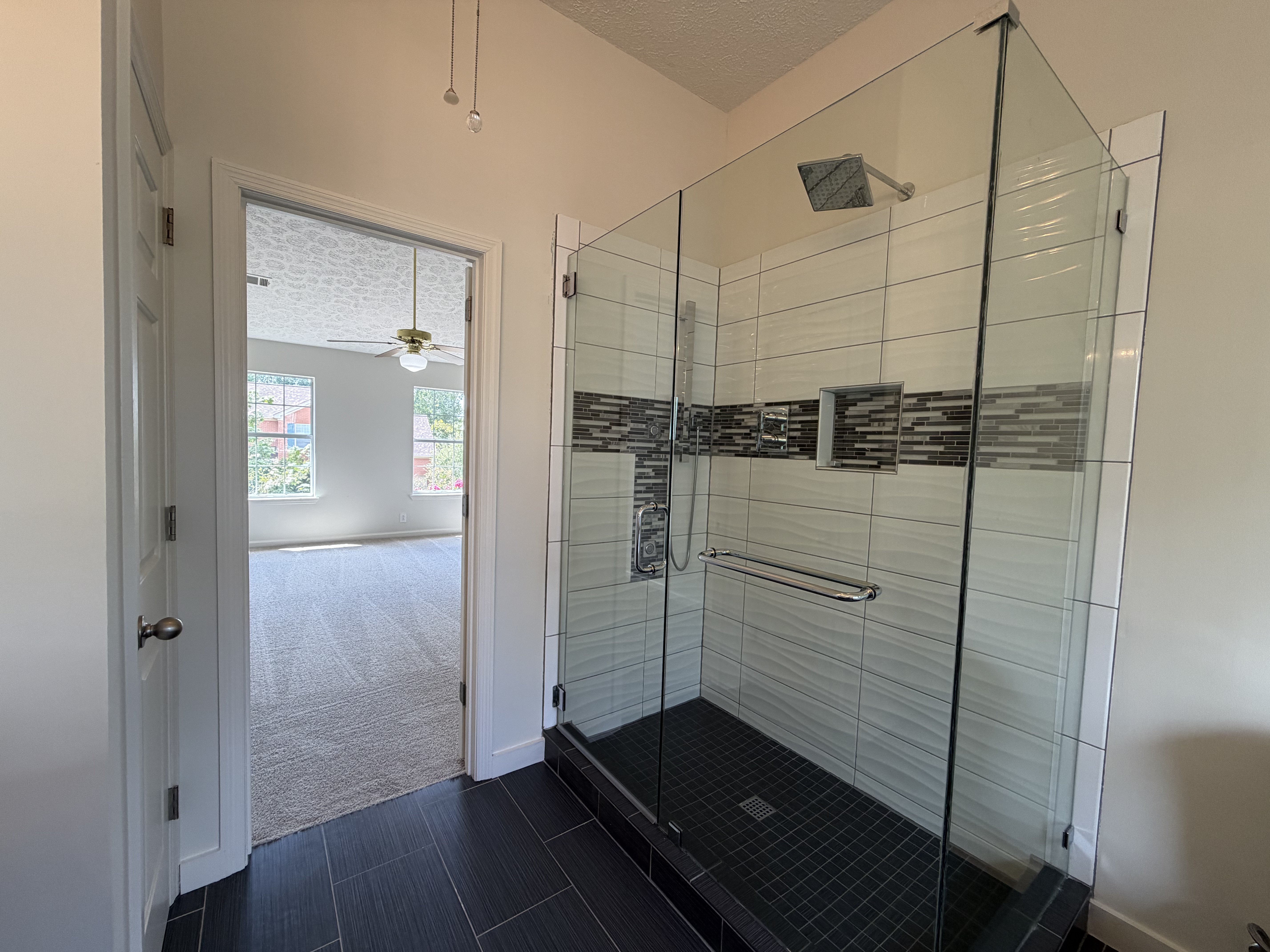 Photo 10 of 25 of 2036 Glastonbury Dr, Franklin, TN