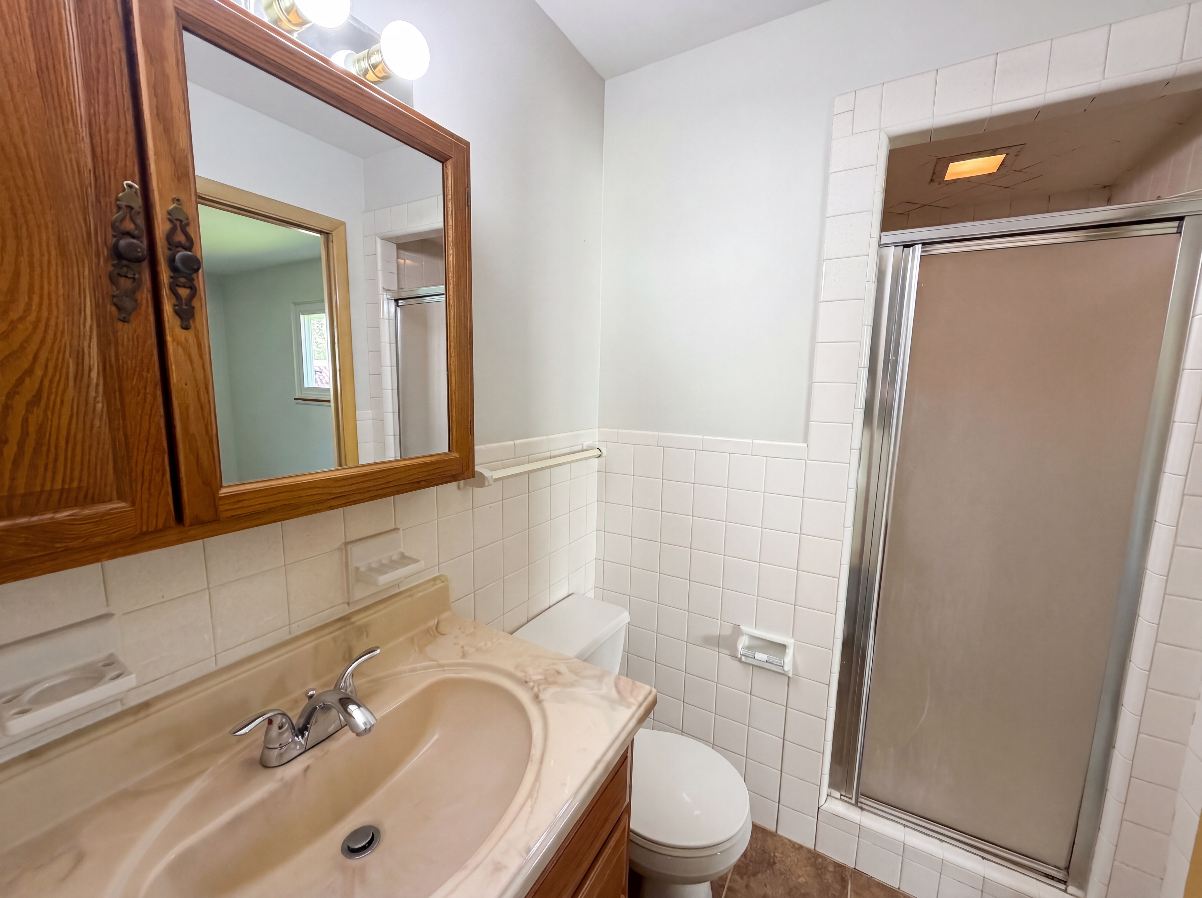 Photo 6 of 24 of 5444 Kenbridge Dr, Cleveland, OH