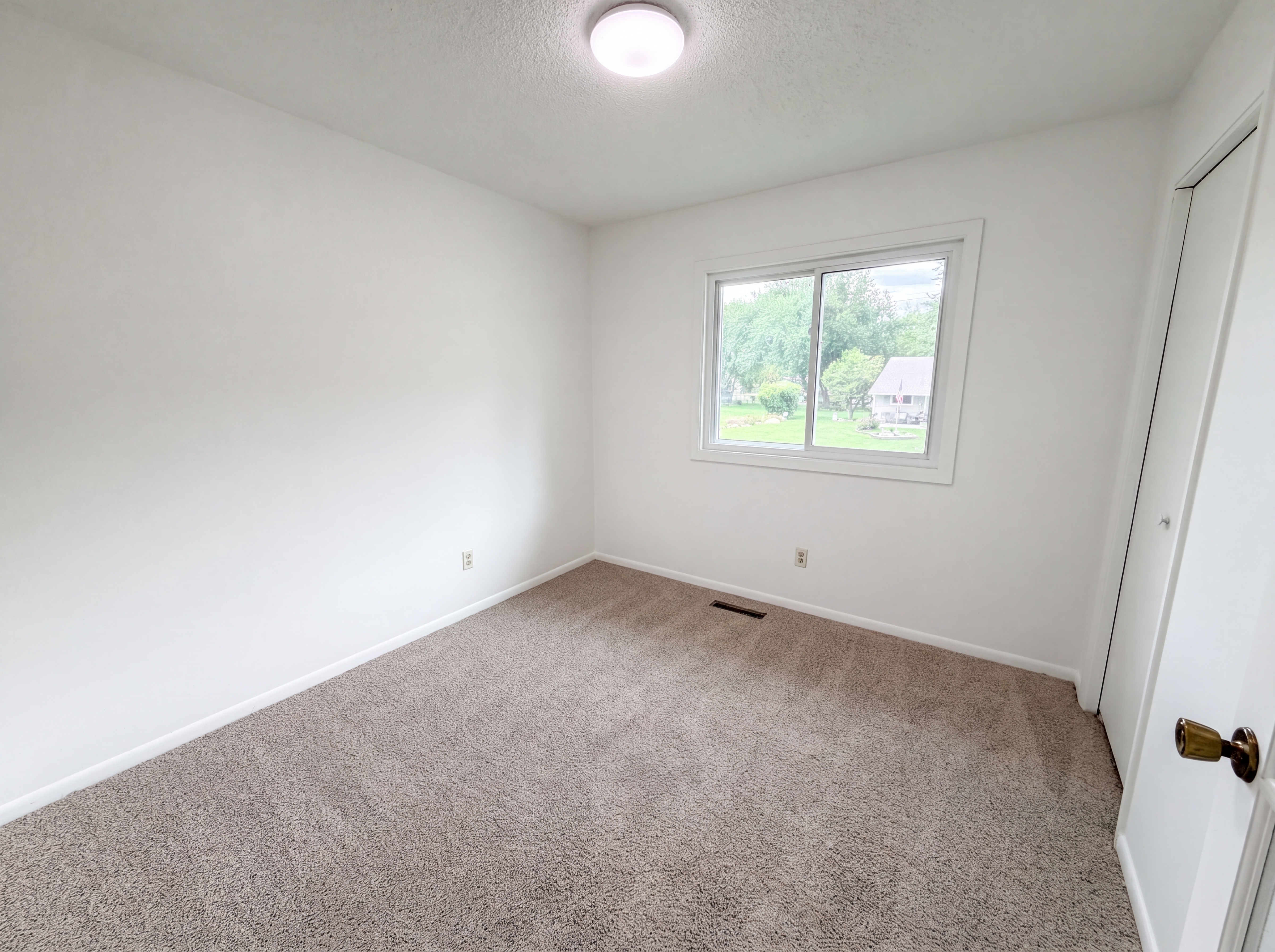 Photo 13 of 24 of 11878 100th Pl N, Maple Grove, MN