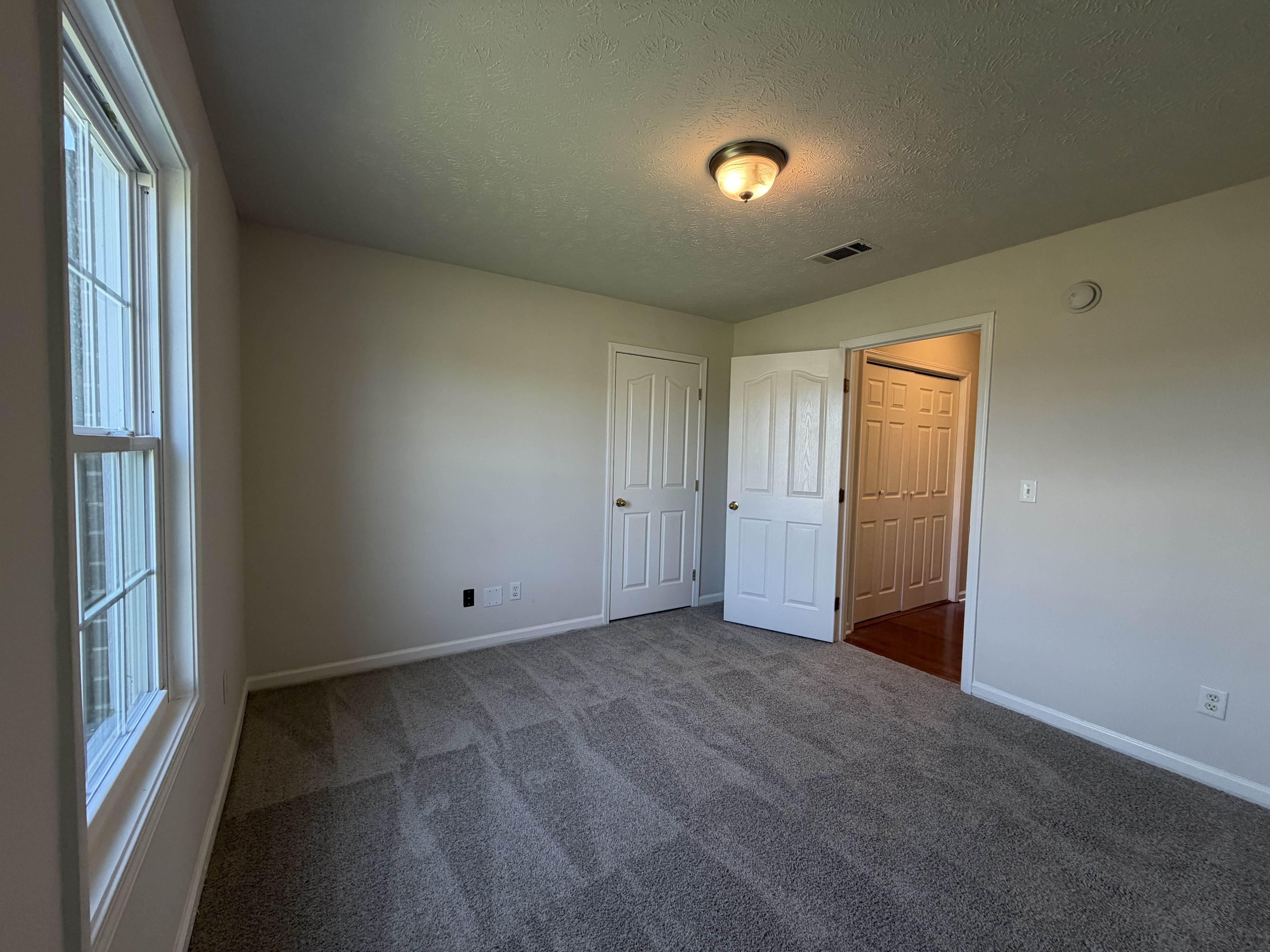 Photo 21 of 22 of 8018 Valencia Dr, Smyrna, TN