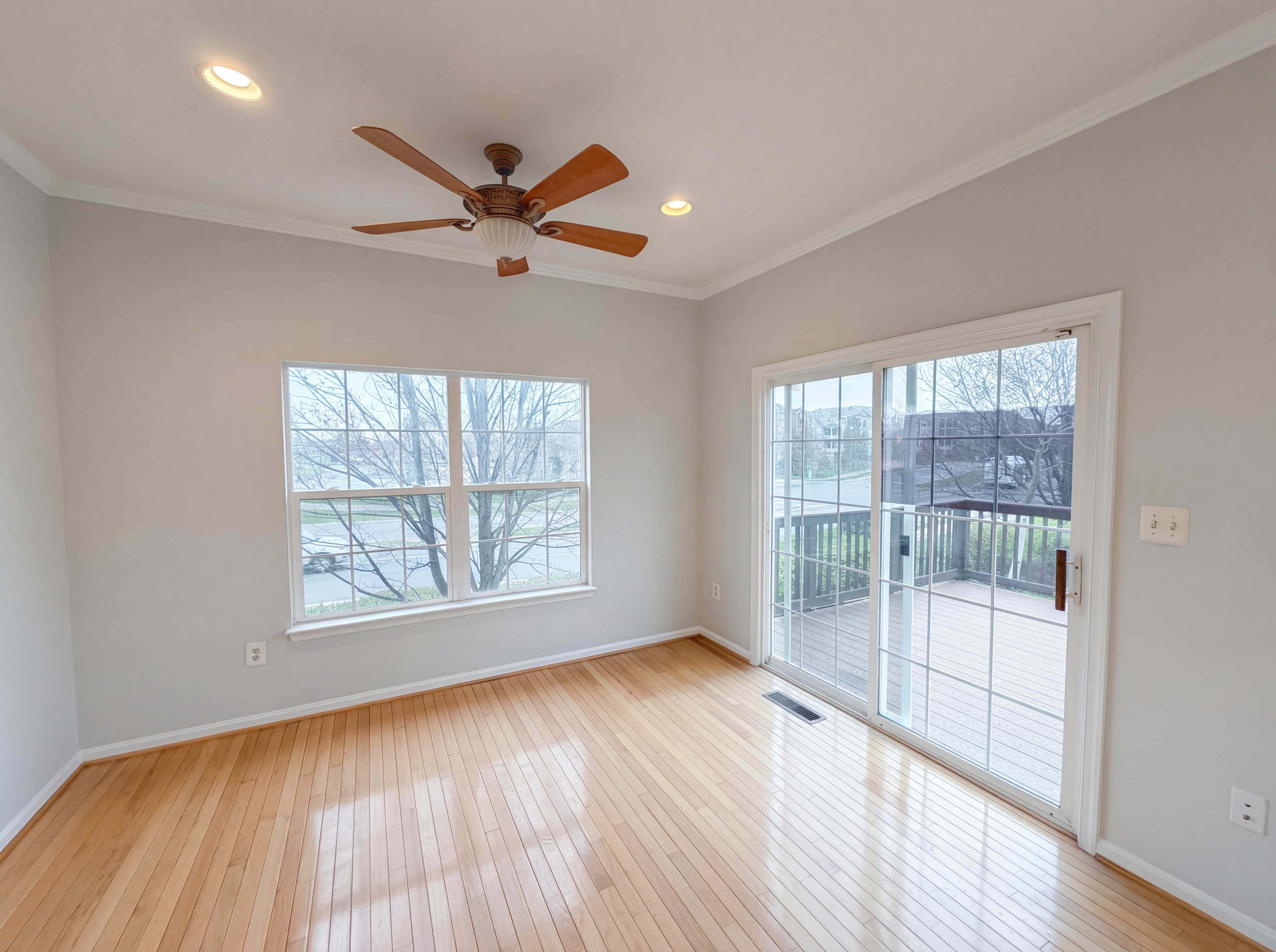 Photo 13 of 23 of 43684 Phelps Ter, Ashburn, VA