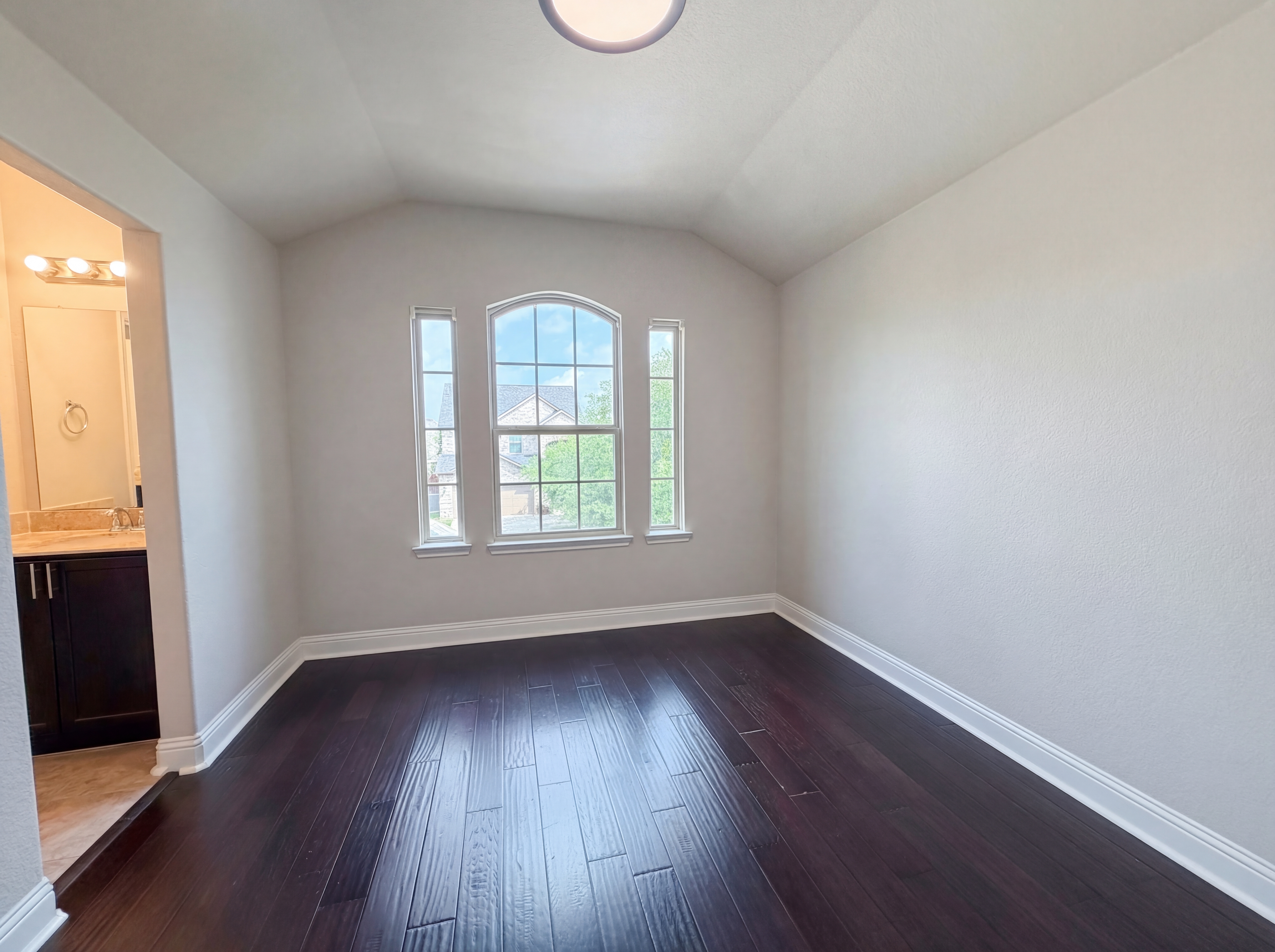 Photo 16 of 26 of 9829 Cottontail Ln, McKinney, TX