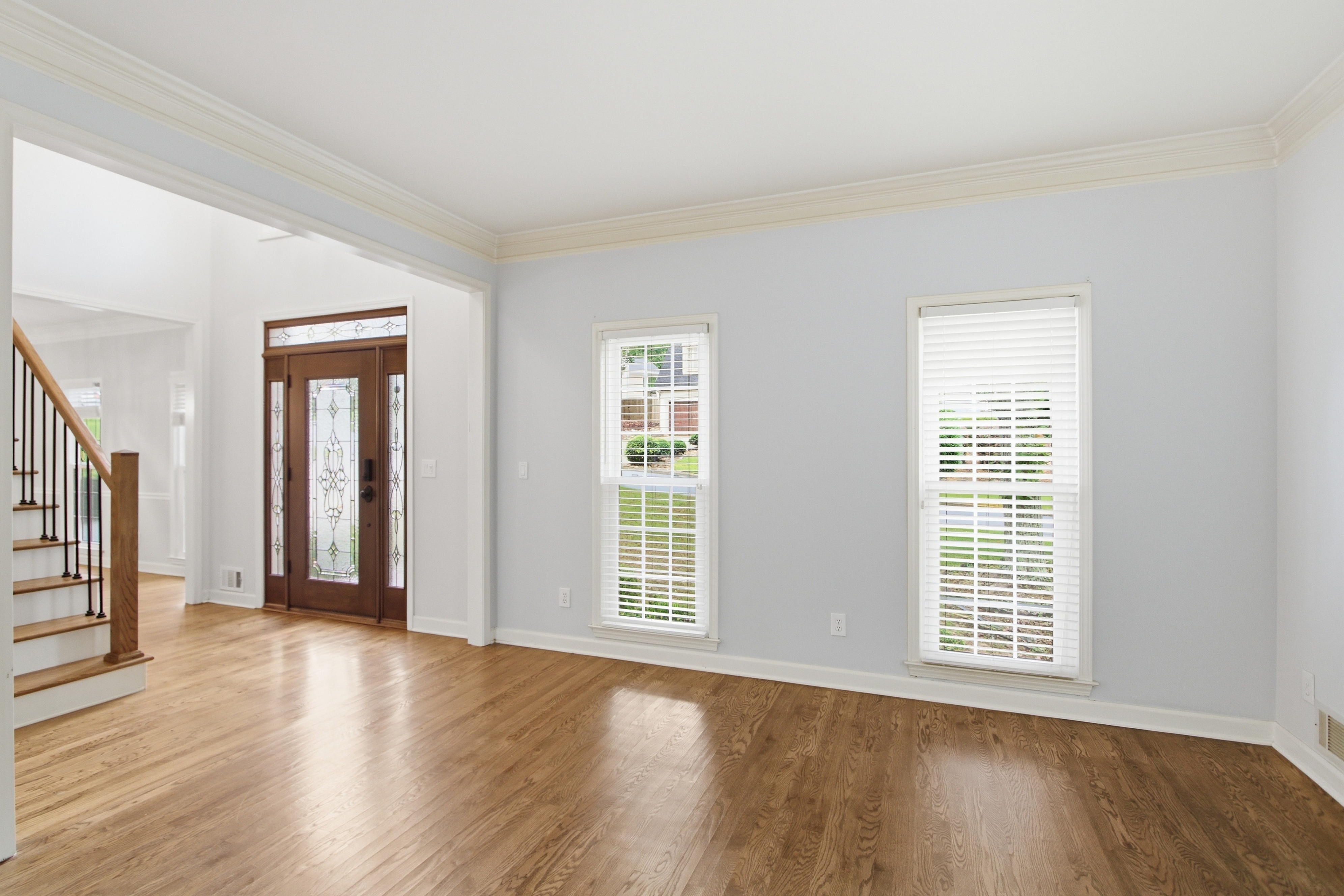Photo 8 of 47 of 11715 Dunhill Place Dr, Johns Creek, GA