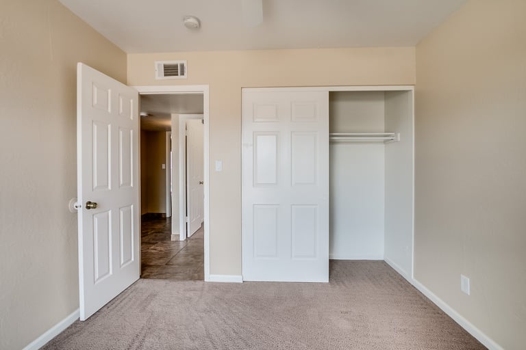 Photo 24 of 33 - 4658 W Aire Libre Ave, Glendale, AZ 85306