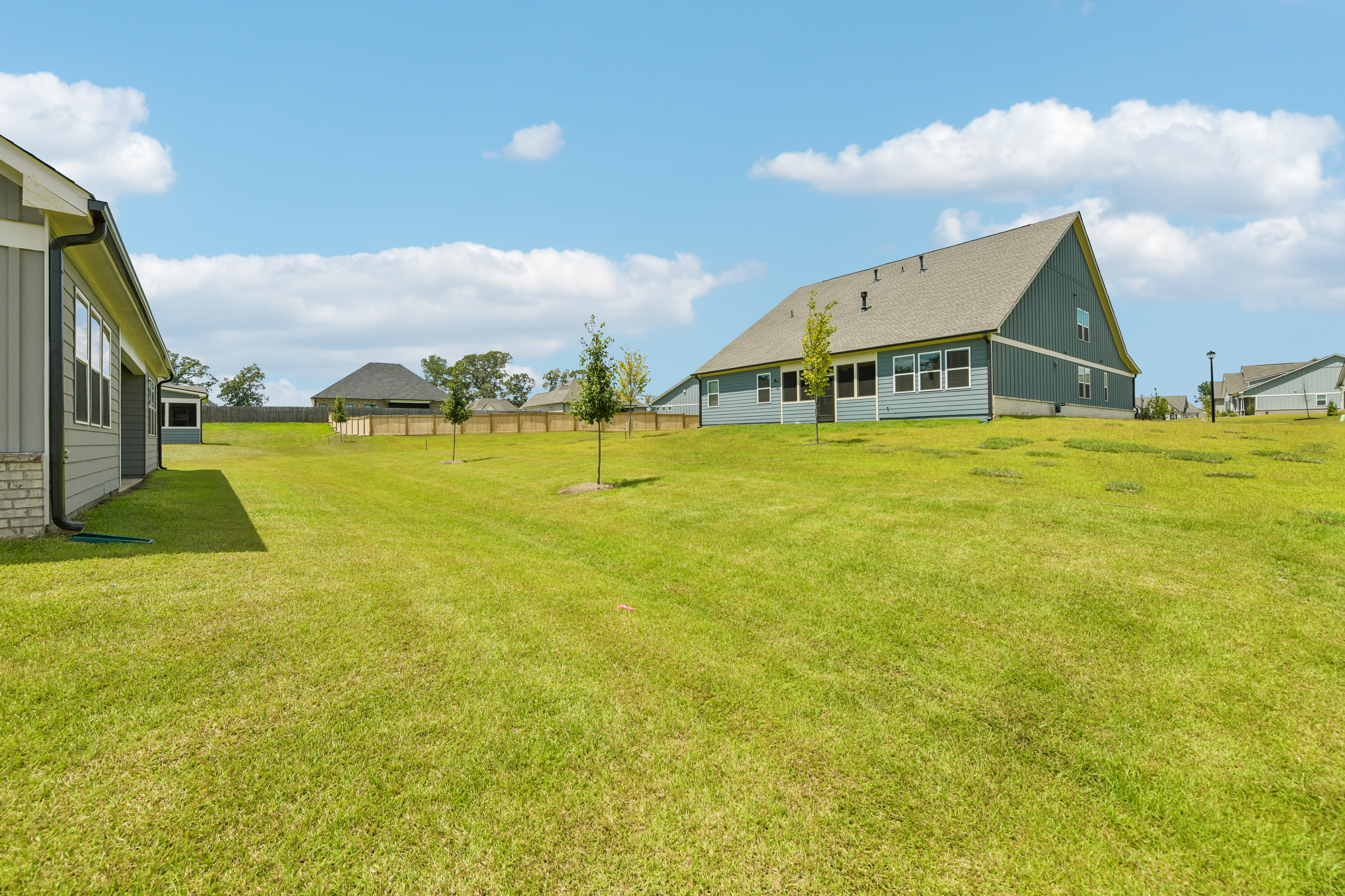 Photo 33 of 36 of 205 Flat Shoal Dr, Bonaire, GA