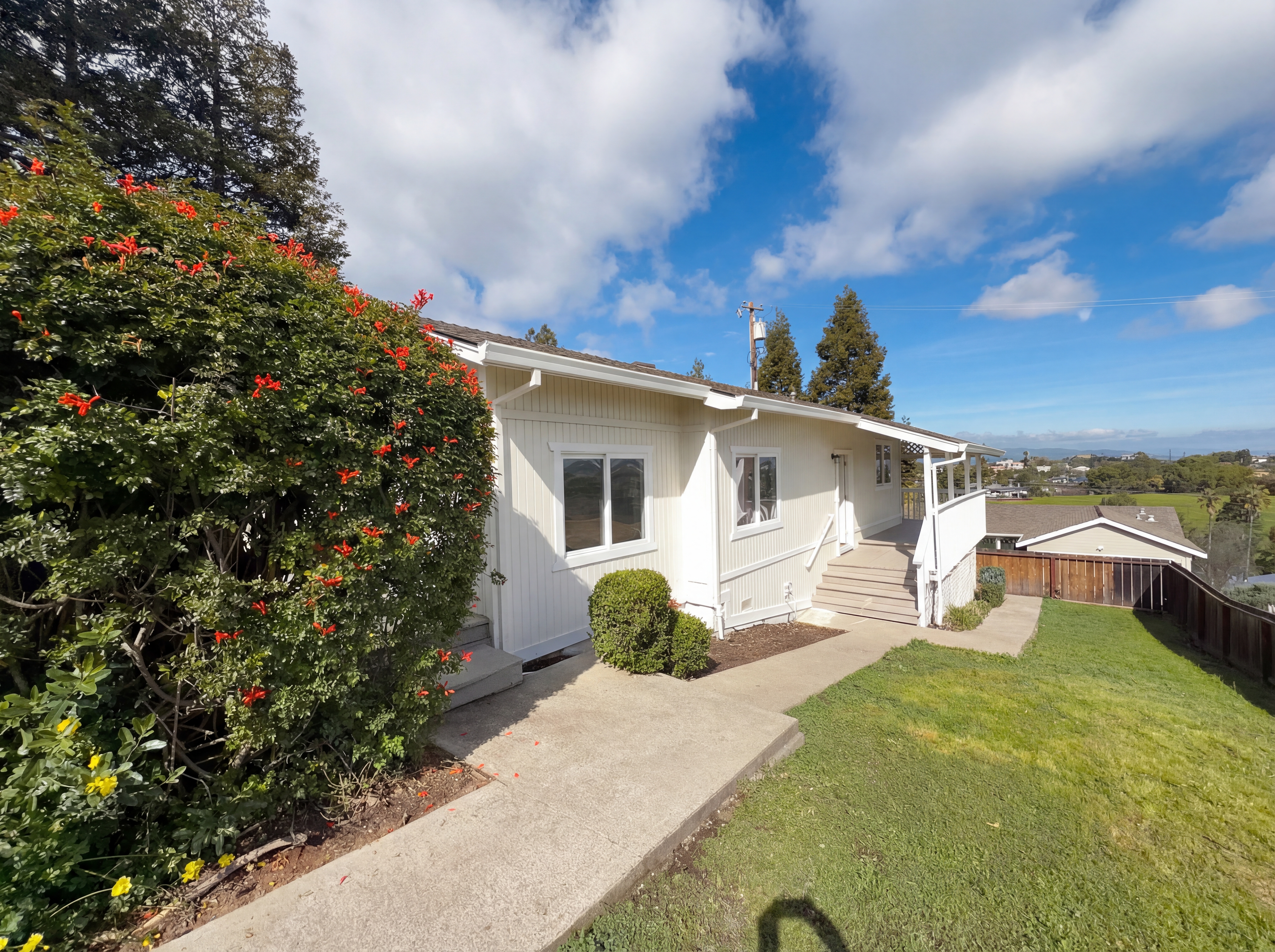 Photo 12 of 43 of 2291 Yale St, Martinez, CA