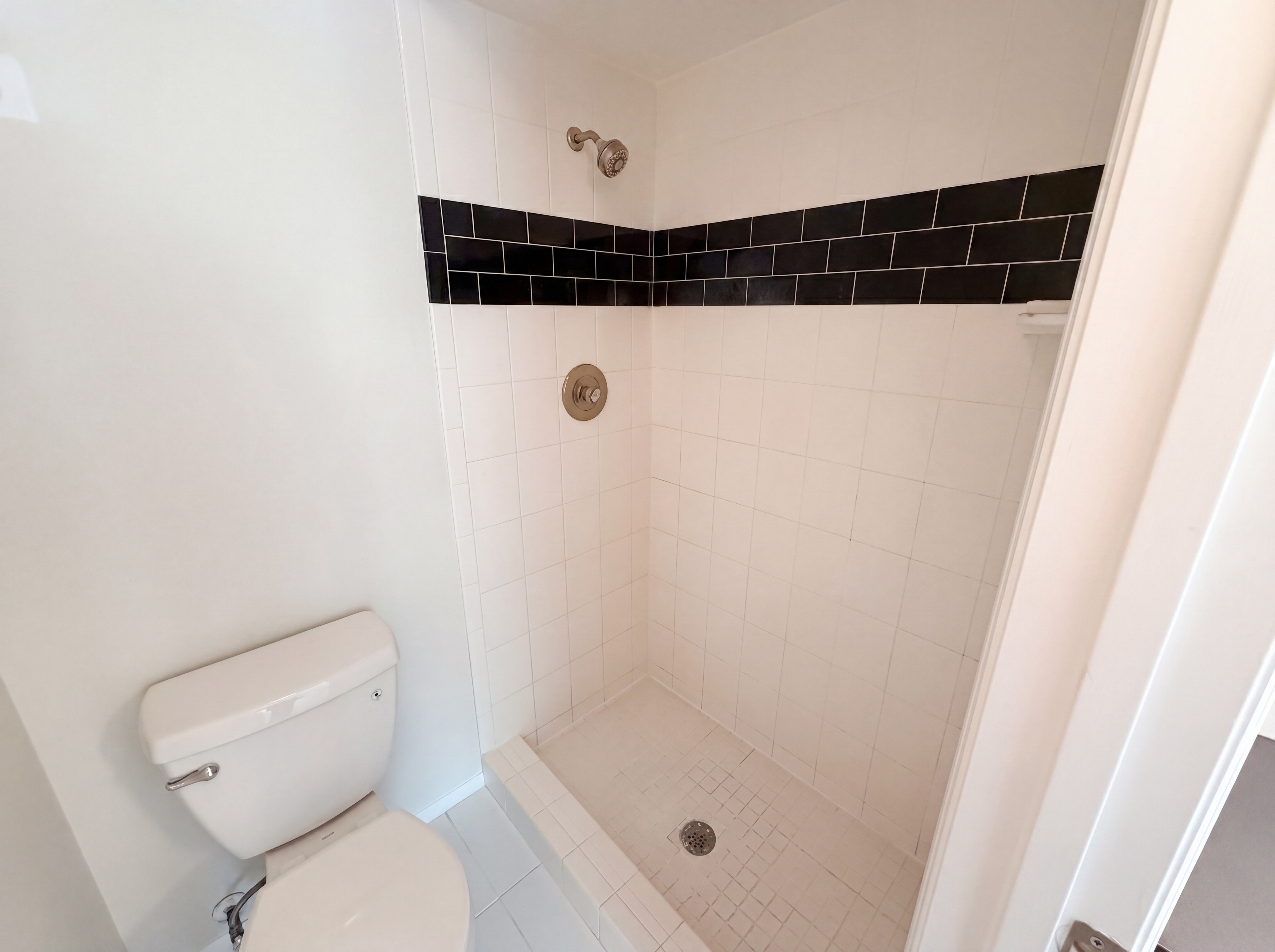 Photo 9 of 26 of 510 Green Spring Cir, Winter Springs, FL