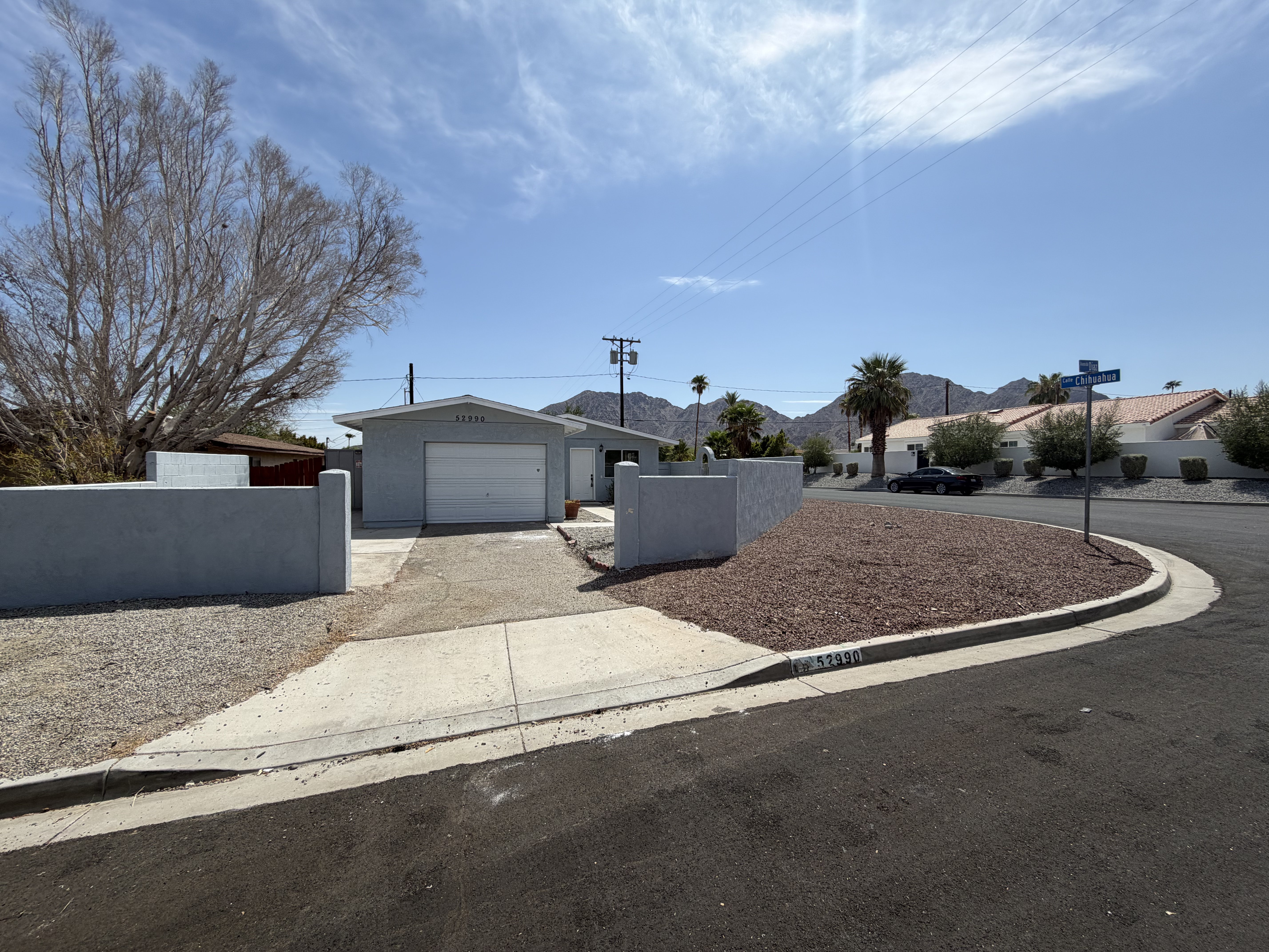 Photo 18 of 23 of 52990 Avenida Diaz, La Quinta, CA