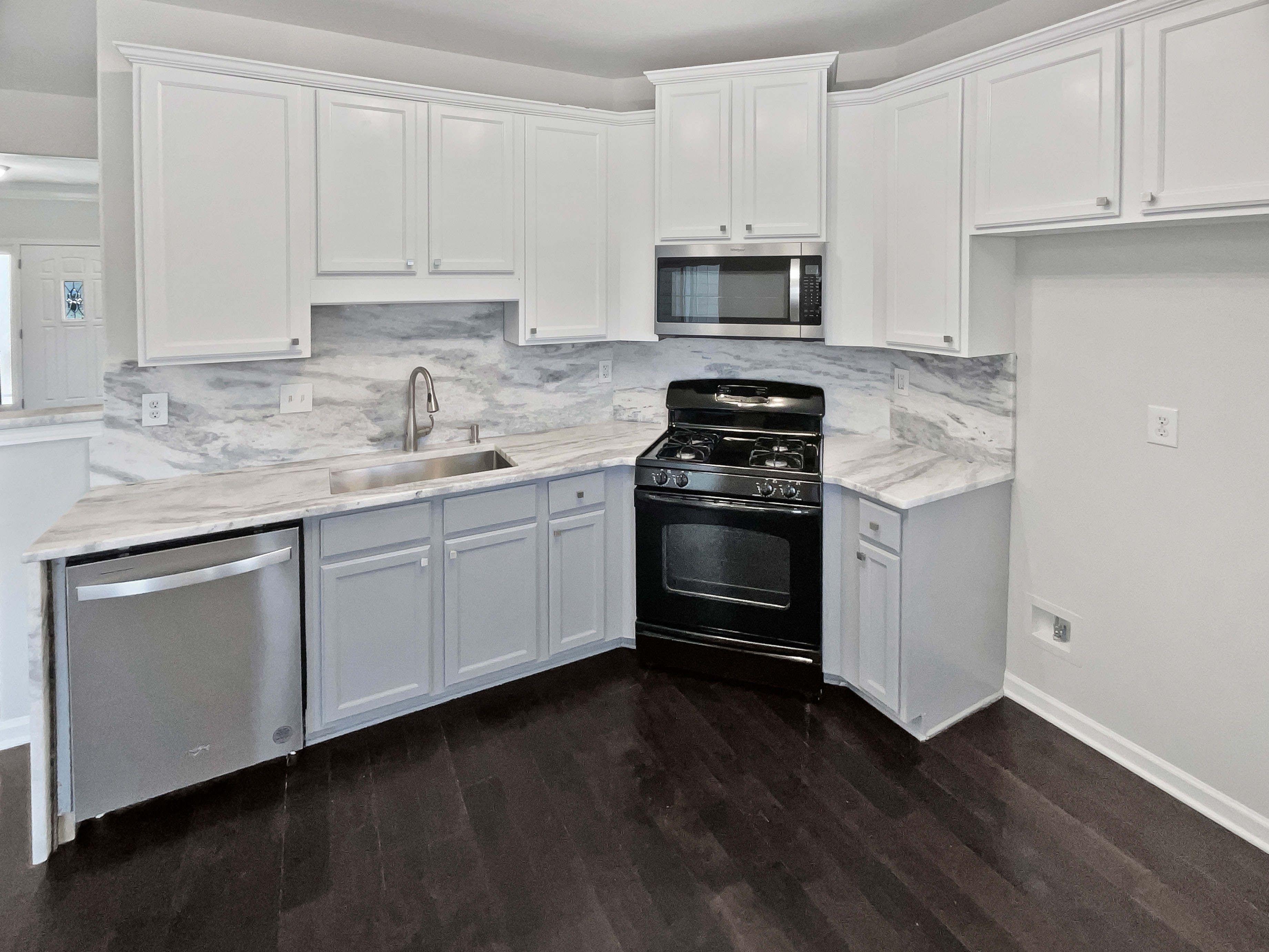 Photo 6 of 45 of 1235 Park Pass Way, Suwanee, GA