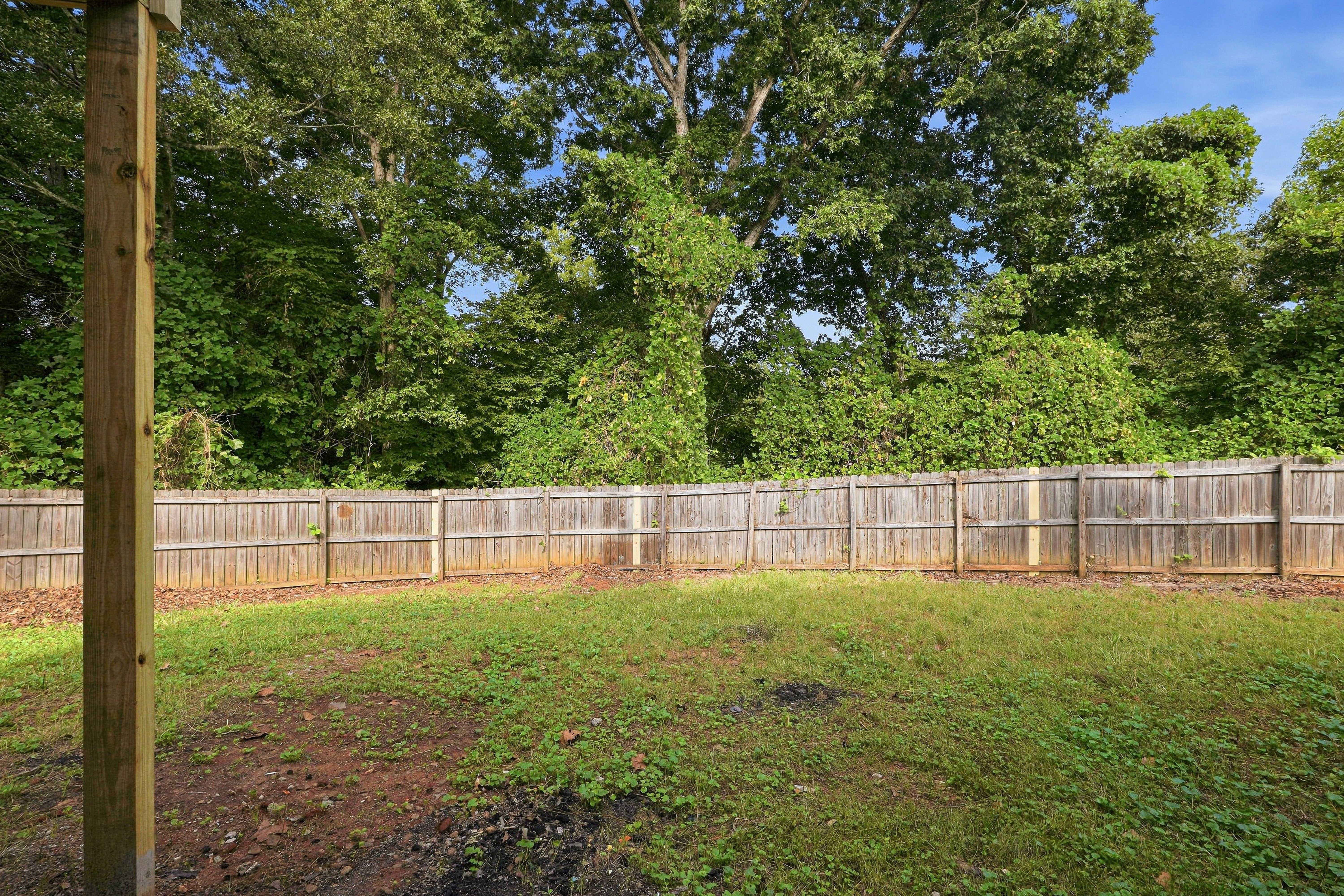 Photo 33 of 36 of 5129 Buchli Crest Ct, Lithonia, GA