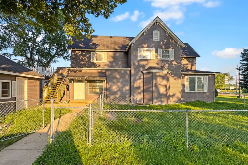Property photo 1 of 4002 W Rock Falls Rd