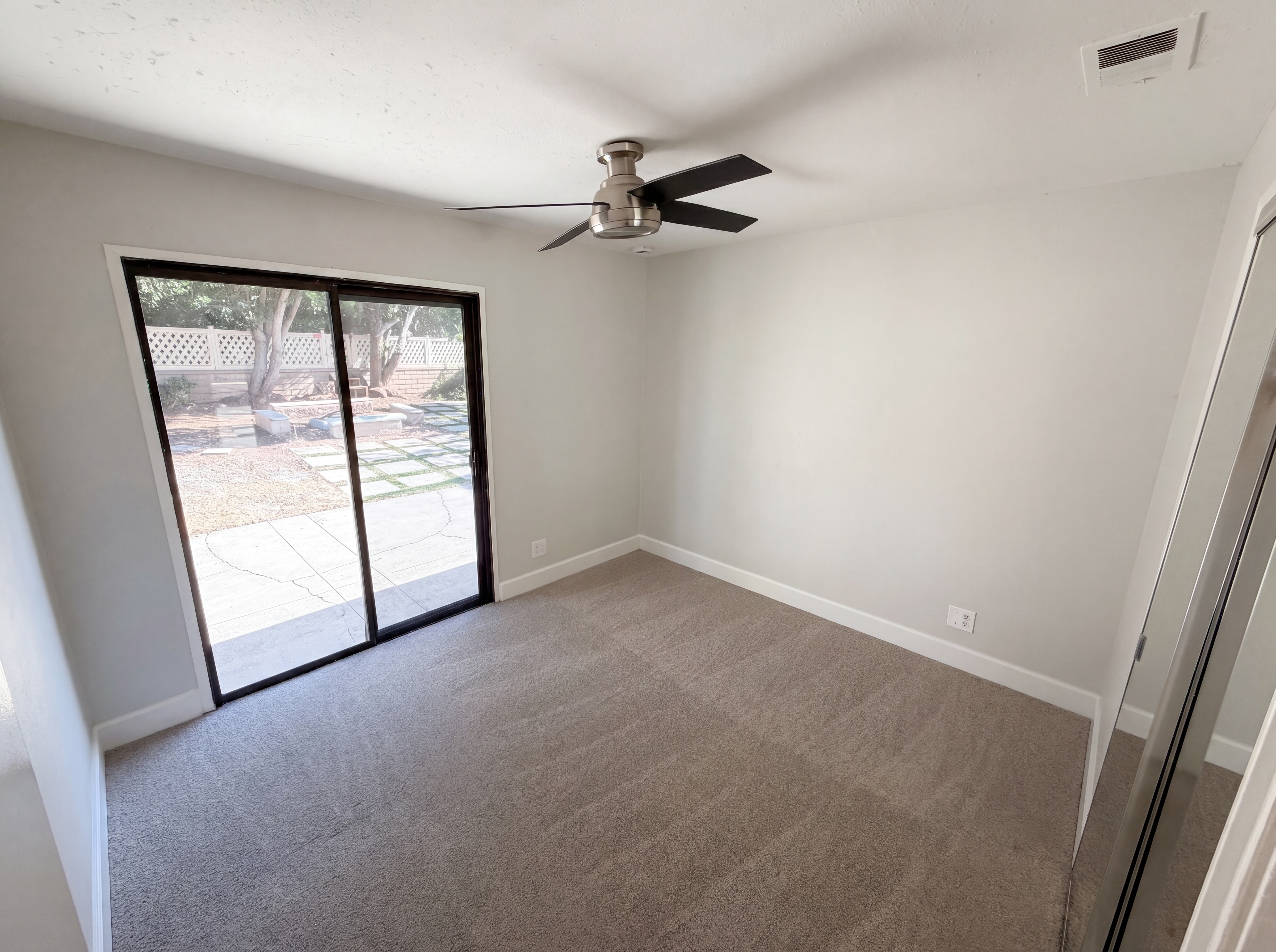 Photo 13 of 23 of 23732 San Dona, Laguna Hills, CA