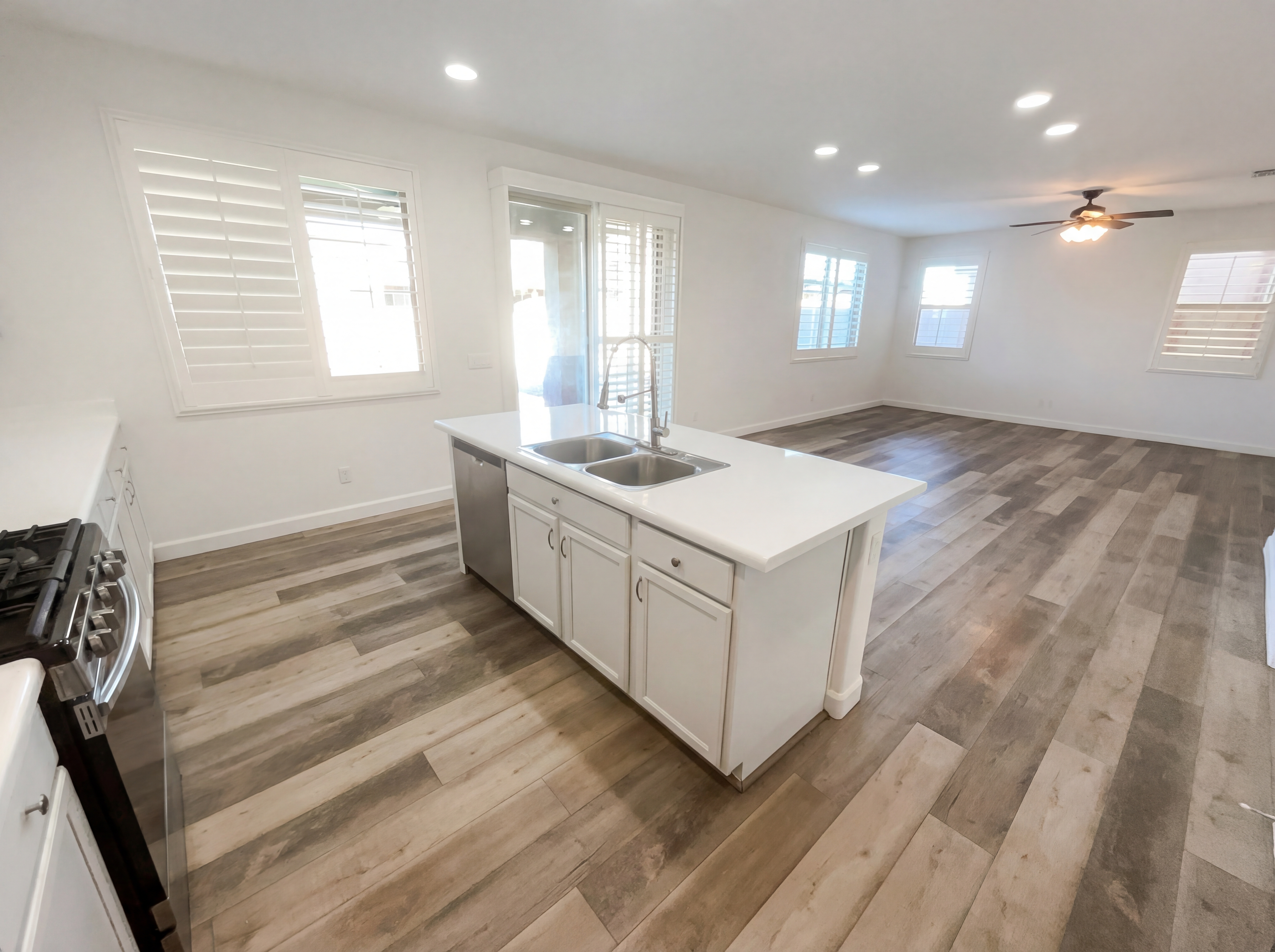 Photo 16 of 39 of 3940 E Blue Spruce Ln, Gilbert, AZ