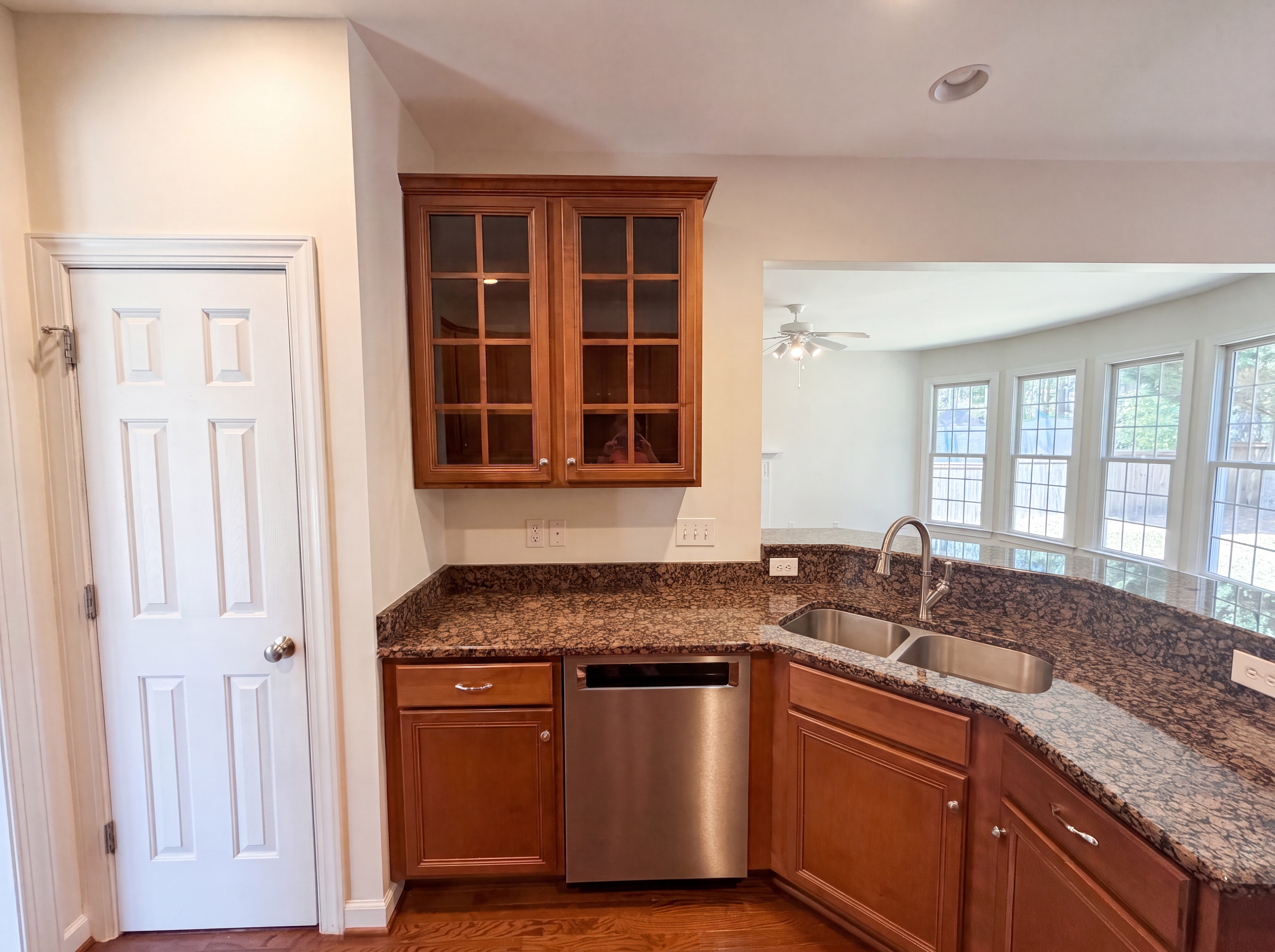 Photo 9 of 26 of 6312 Ridgemount St, Wake Forest, NC