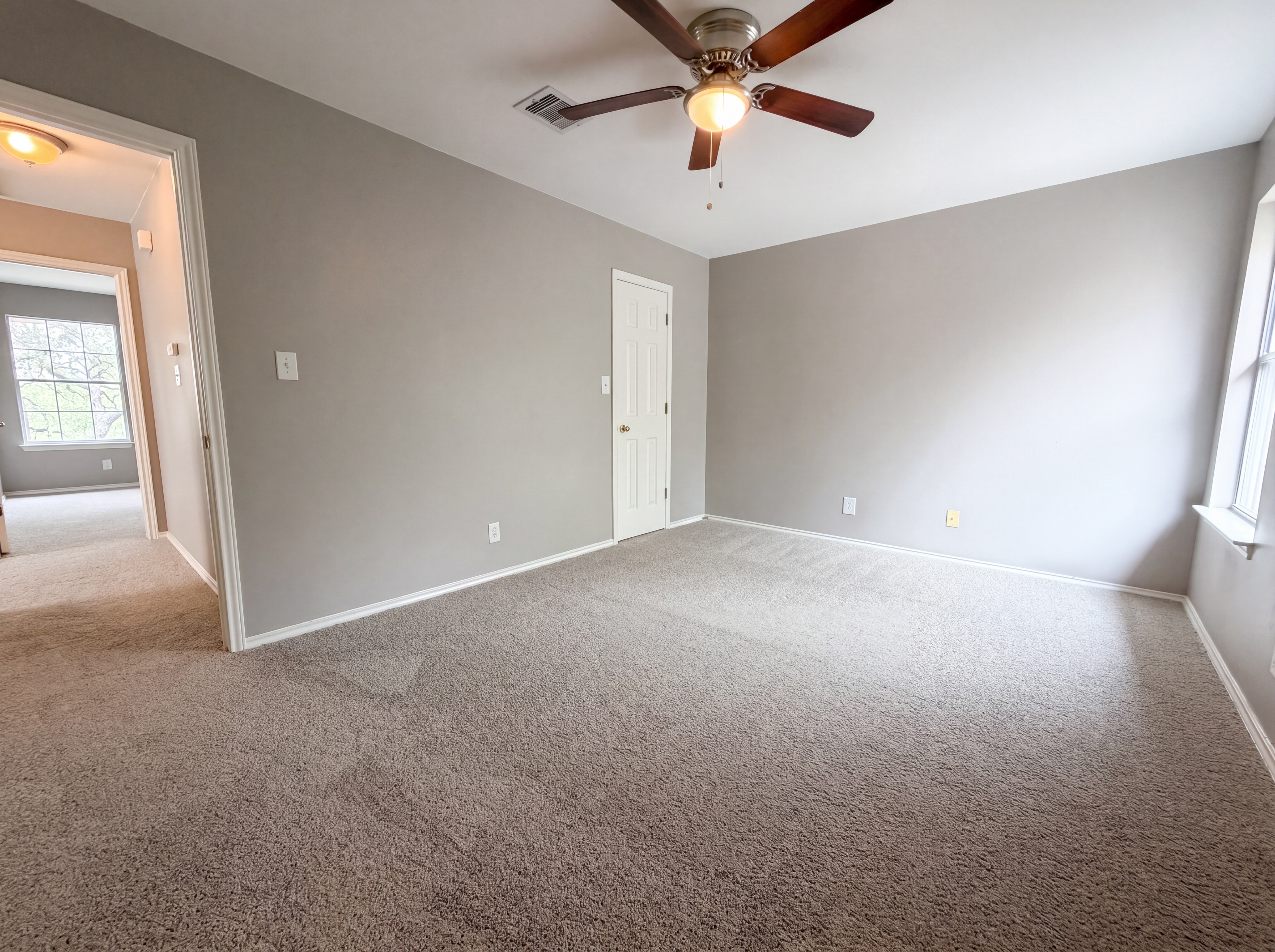 Photo 10 of 18 of 26902 Sparrow Rdg, San Antonio, TX
