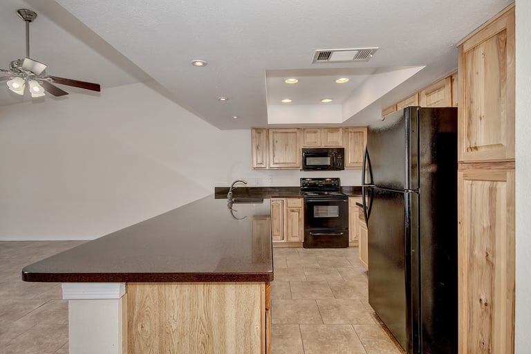 Photo 10 of 26 - 5128 E Toniko Dr, Phoenix, AZ 85044