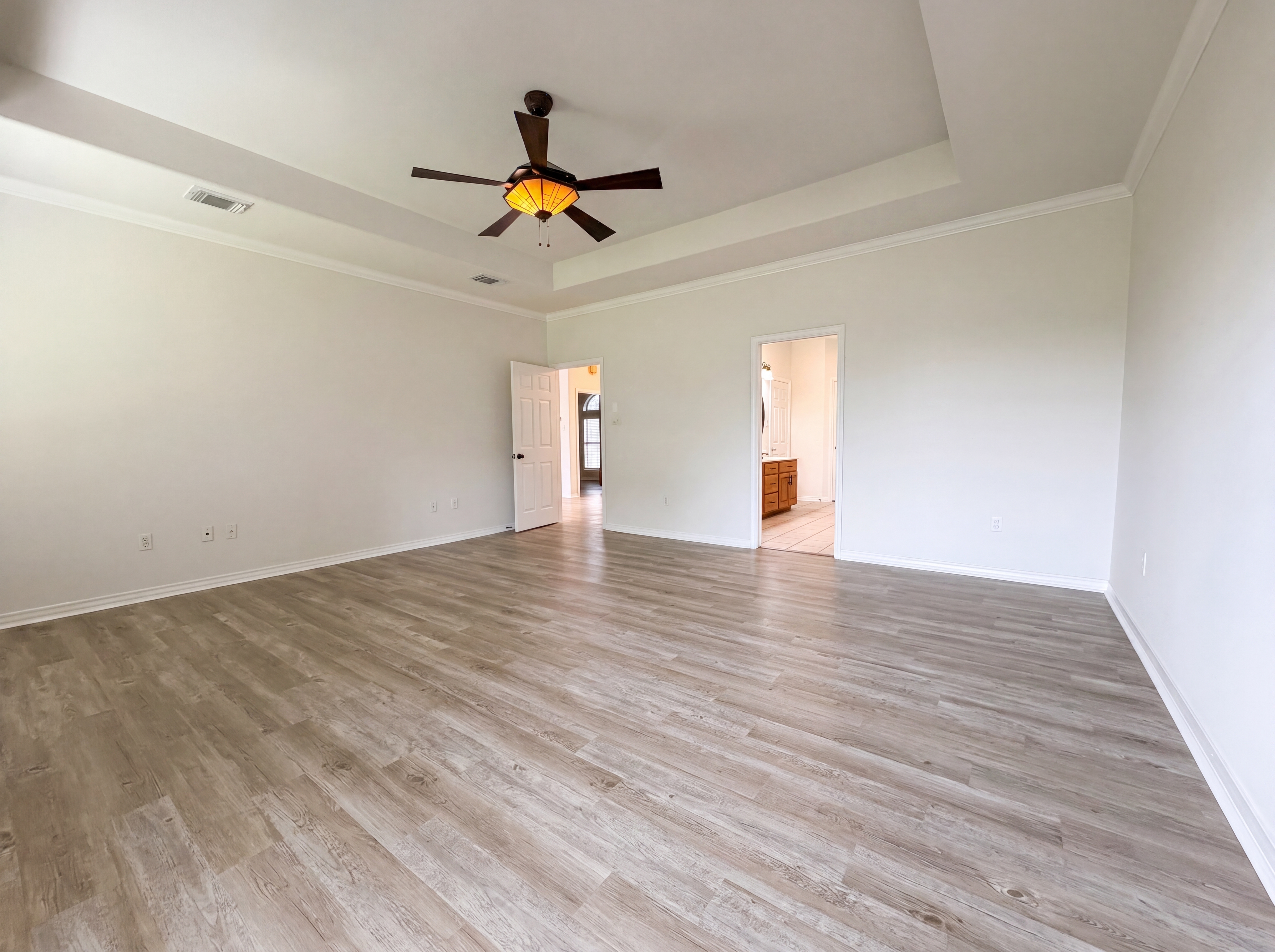 Photo 10 of 20 of 6041 King Trl, Corpus Christi, TX