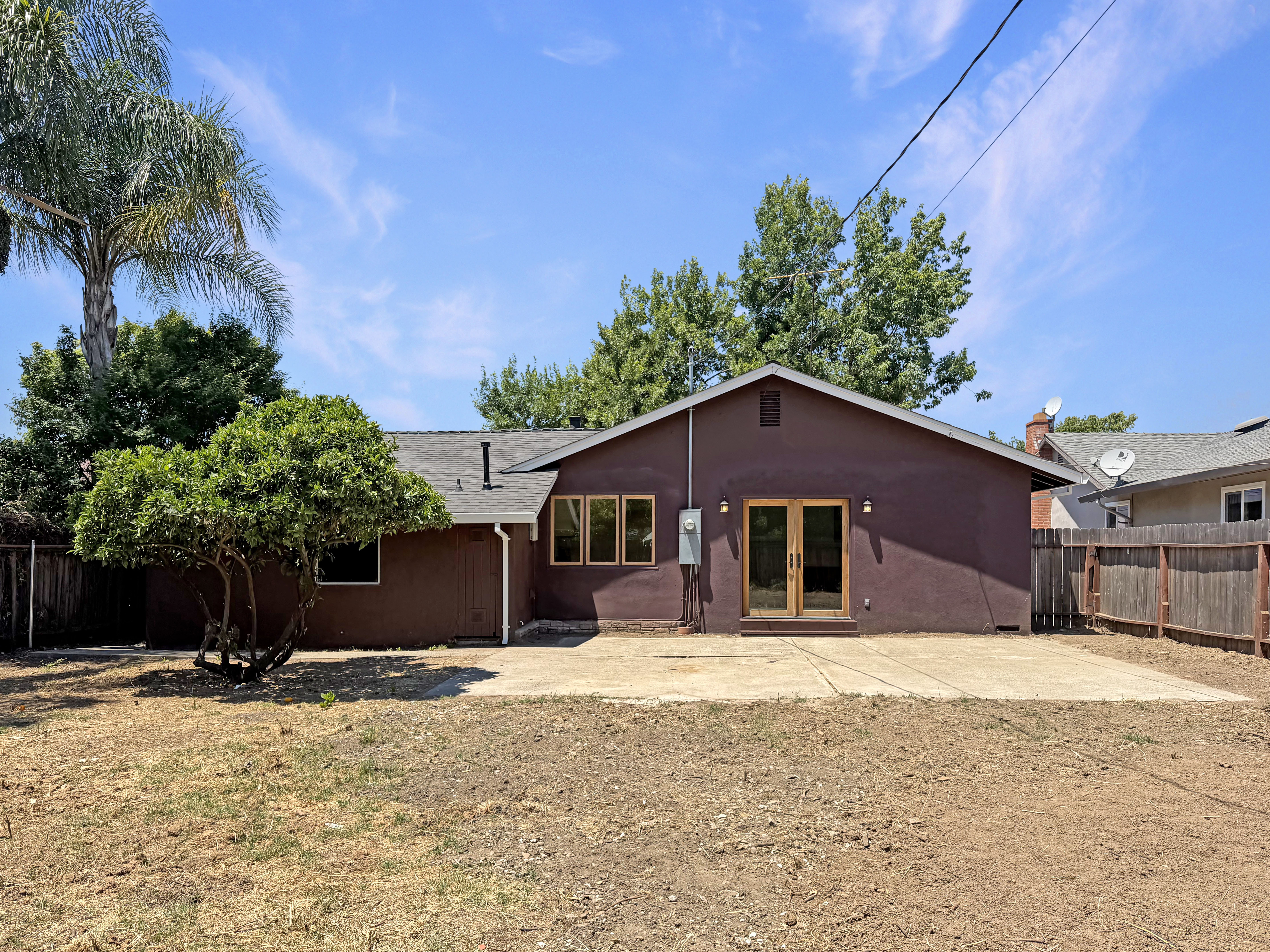 Photo 9 of 45 of 5351 Bonniemae Way, Sacramento, CA