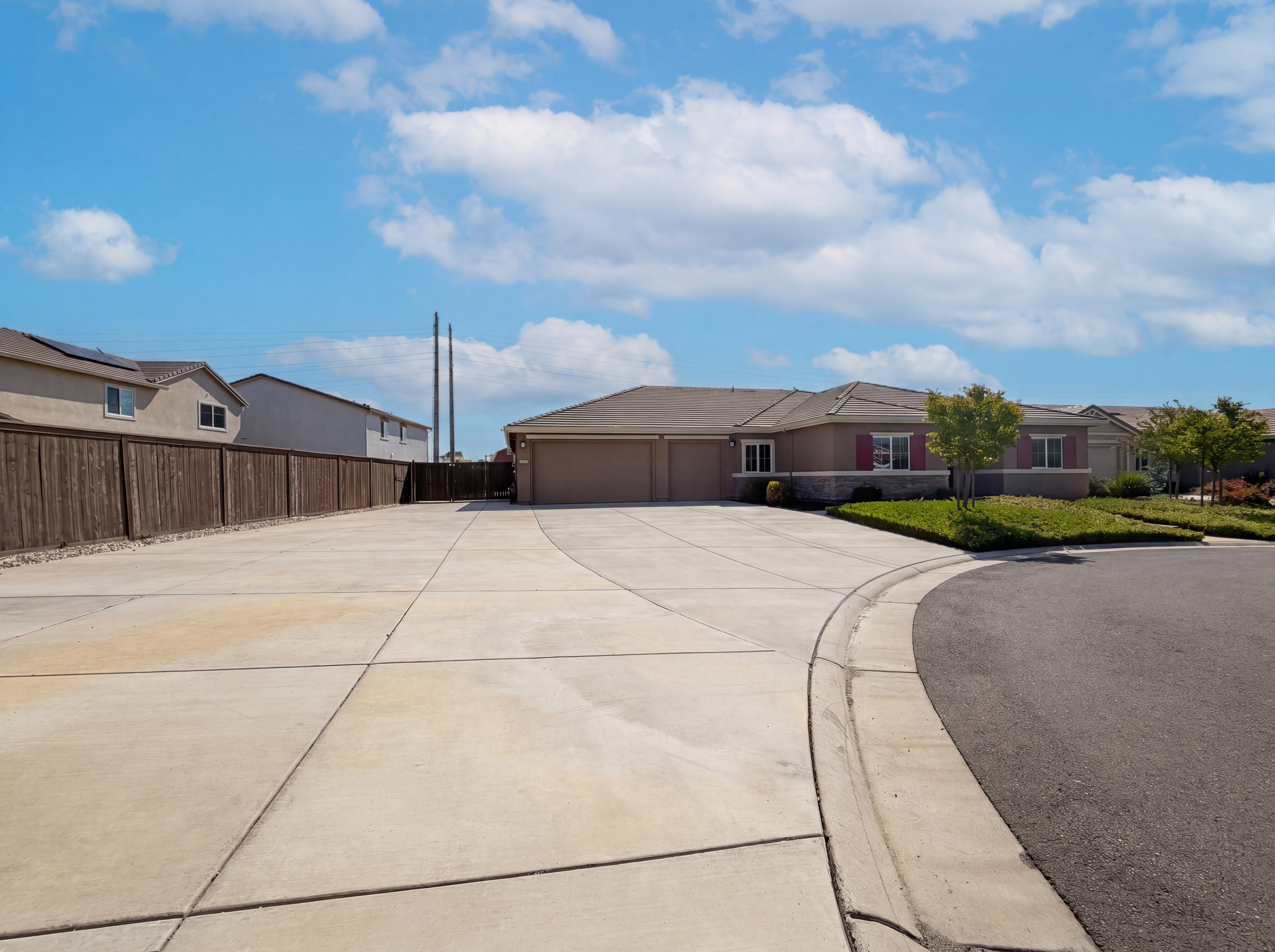 Photo 45 of 54 of 1187 Bordeaux Ct, Olivehurst, CA