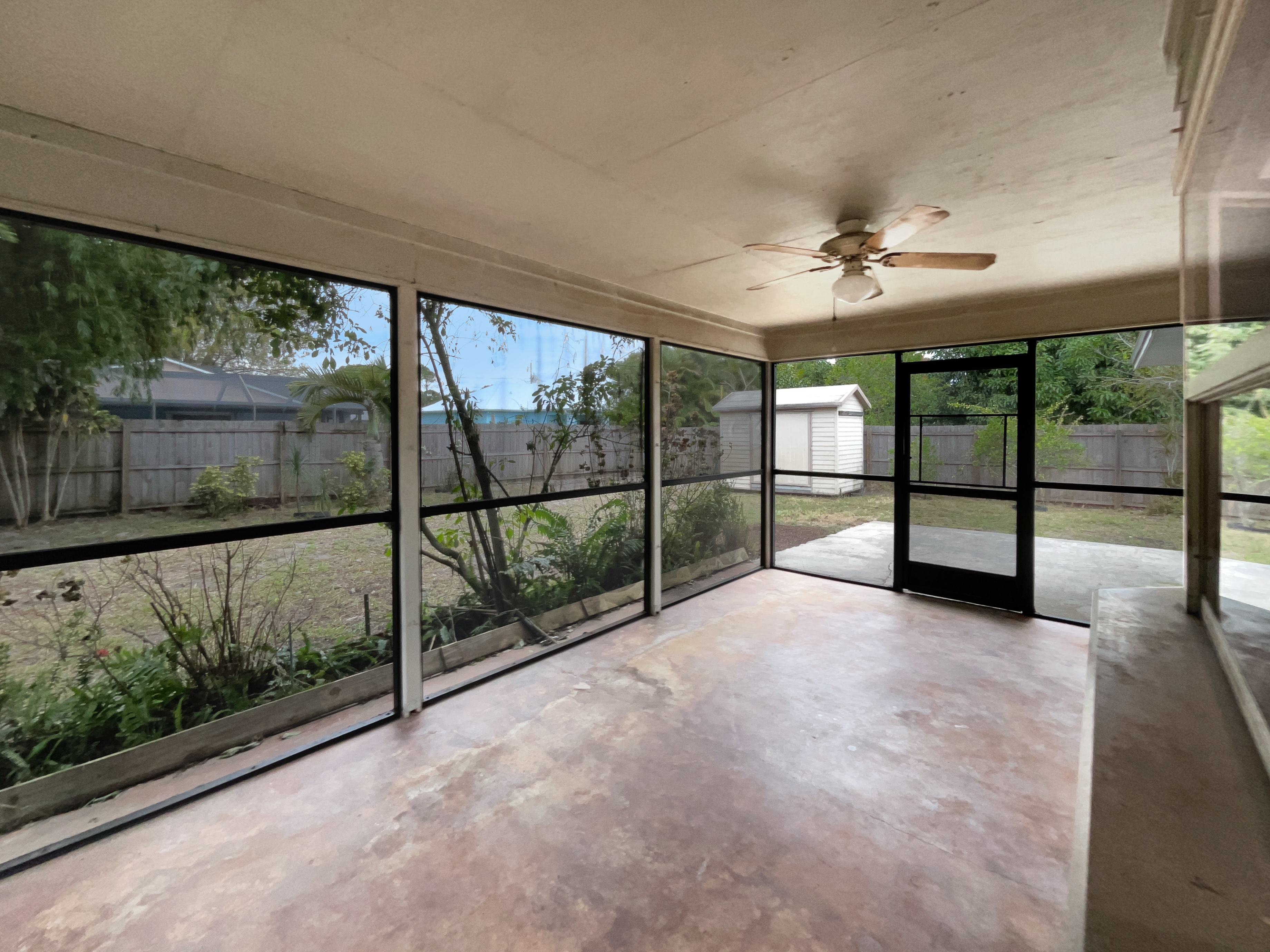 Photo 24 of 28 of 5409 Hickory Dr, Fort Pierce, FL