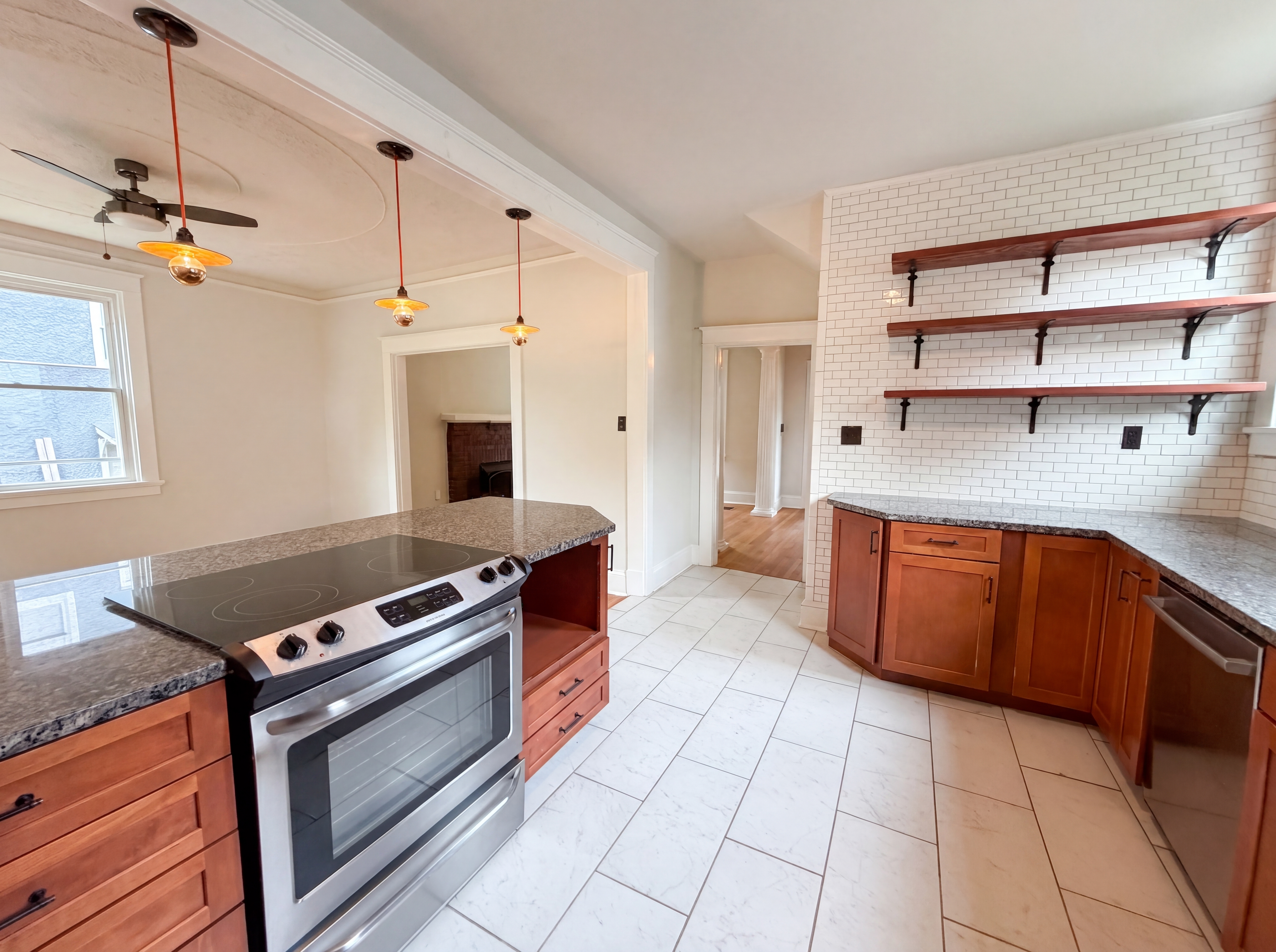 Photo 9 of 21 of 3311 Garland Ave, Richmond, VA