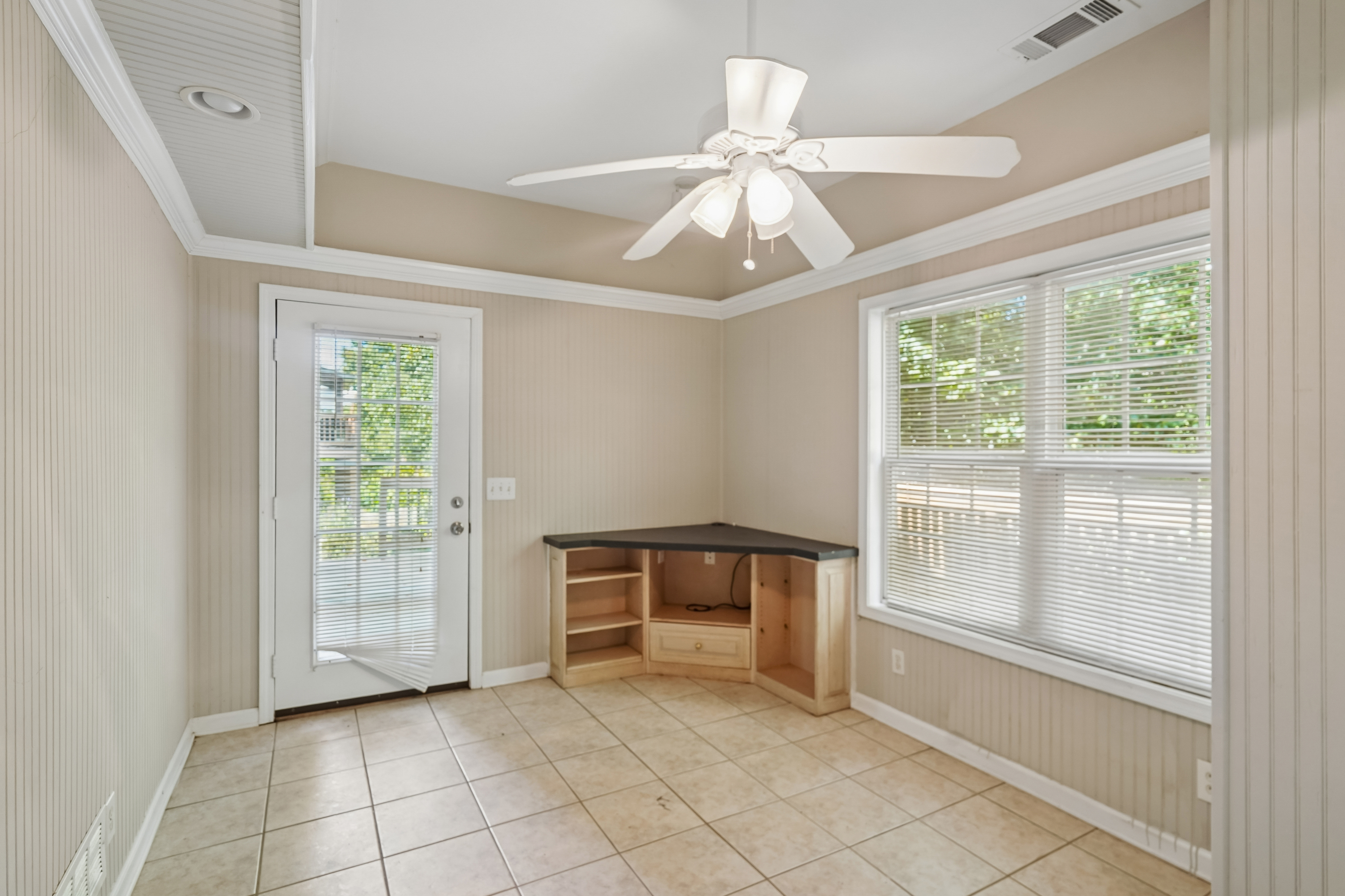 Photo 32 of 68 of 2859 Savannah Walk Ln, Suwanee, GA