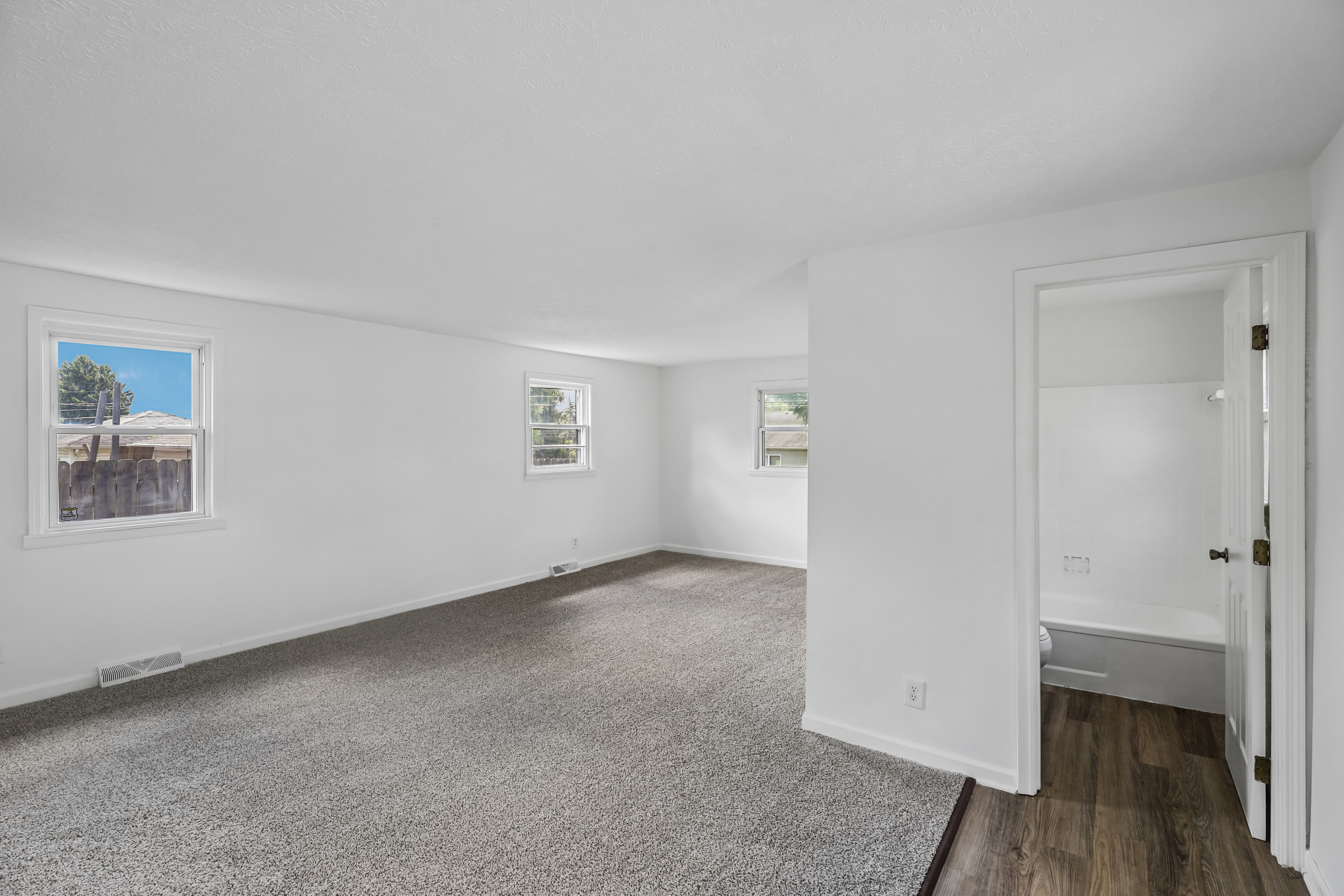 Photo 21 of 47 of 1332 Cloverfield Ave, Dayton, OH