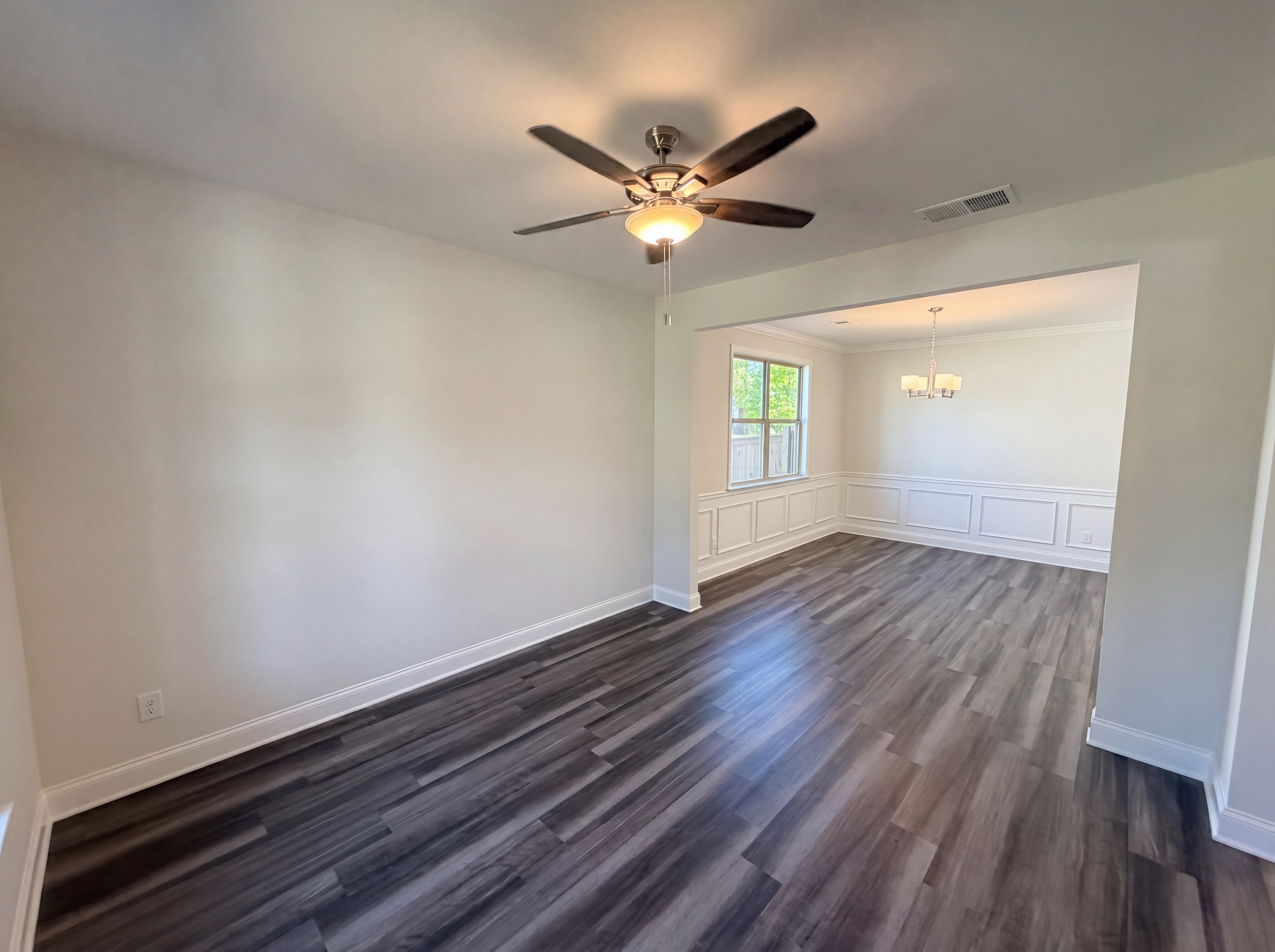Photo 6 of 61 of 4877 Cooper Farm Dr, Buford, GA