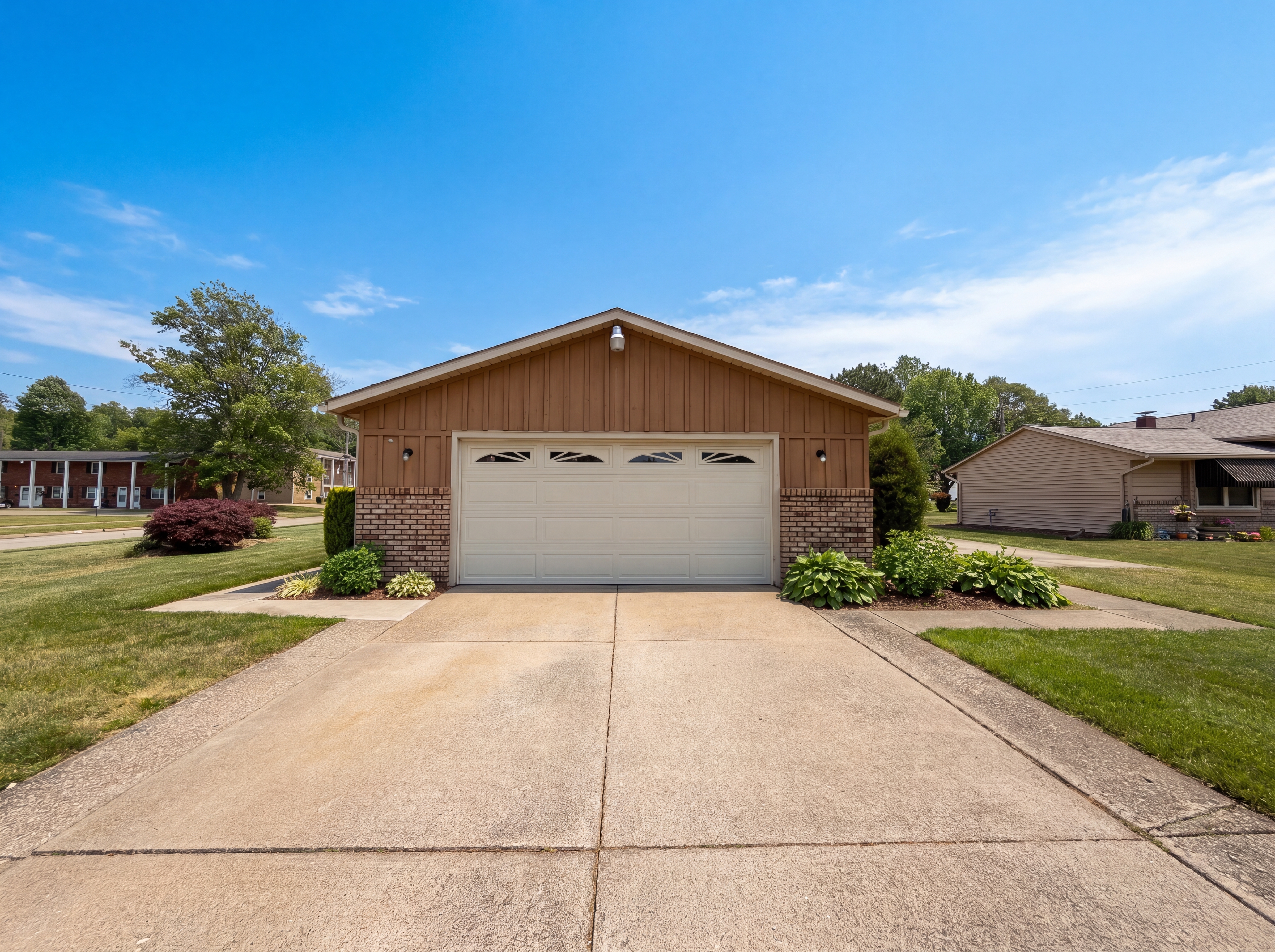 Photo 22 of 25 of 1015 Kingsway Dr, Lorain, OH