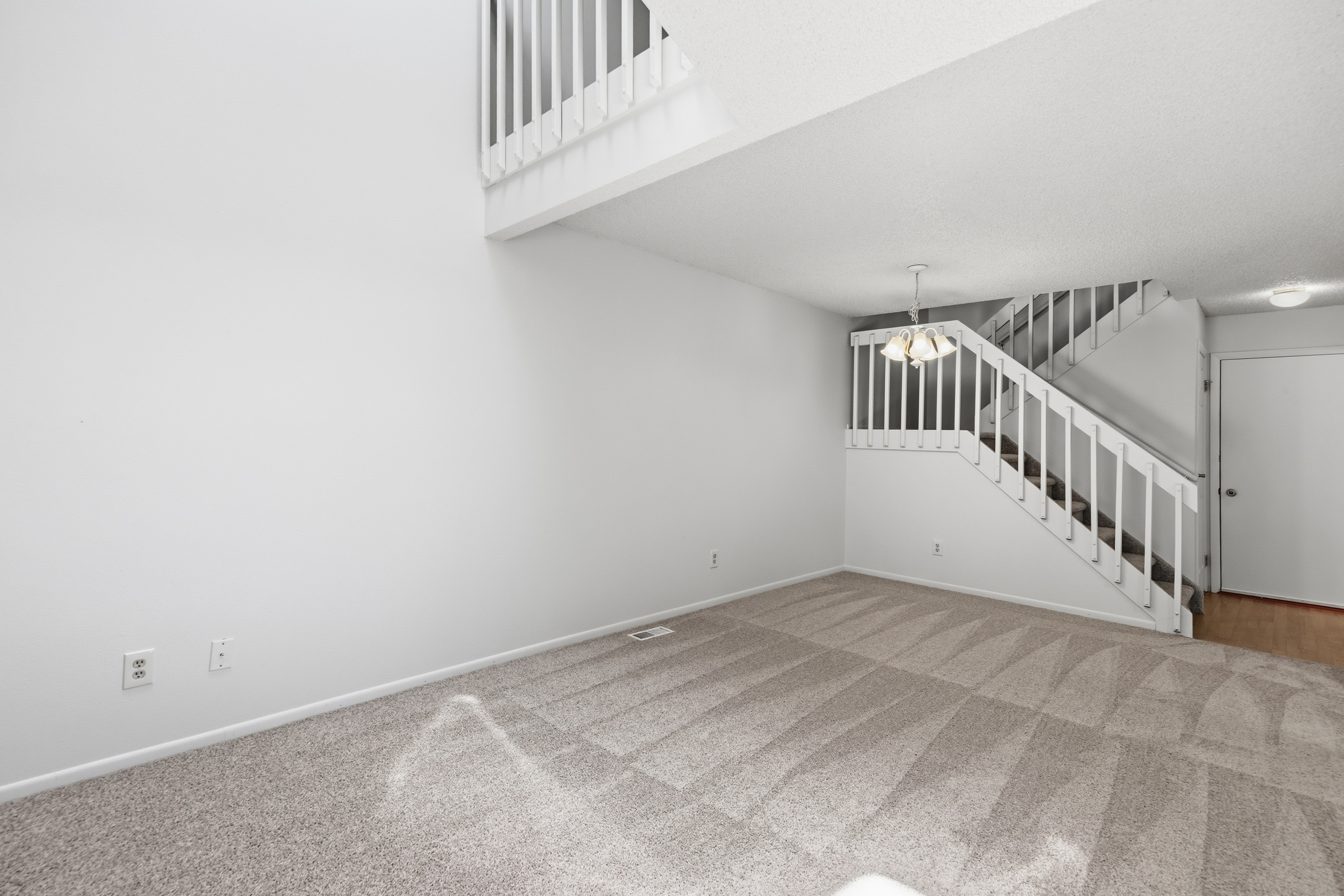 Photo 10 of 34 of 6601 Bobtail Dr, Colorado Springs, CO