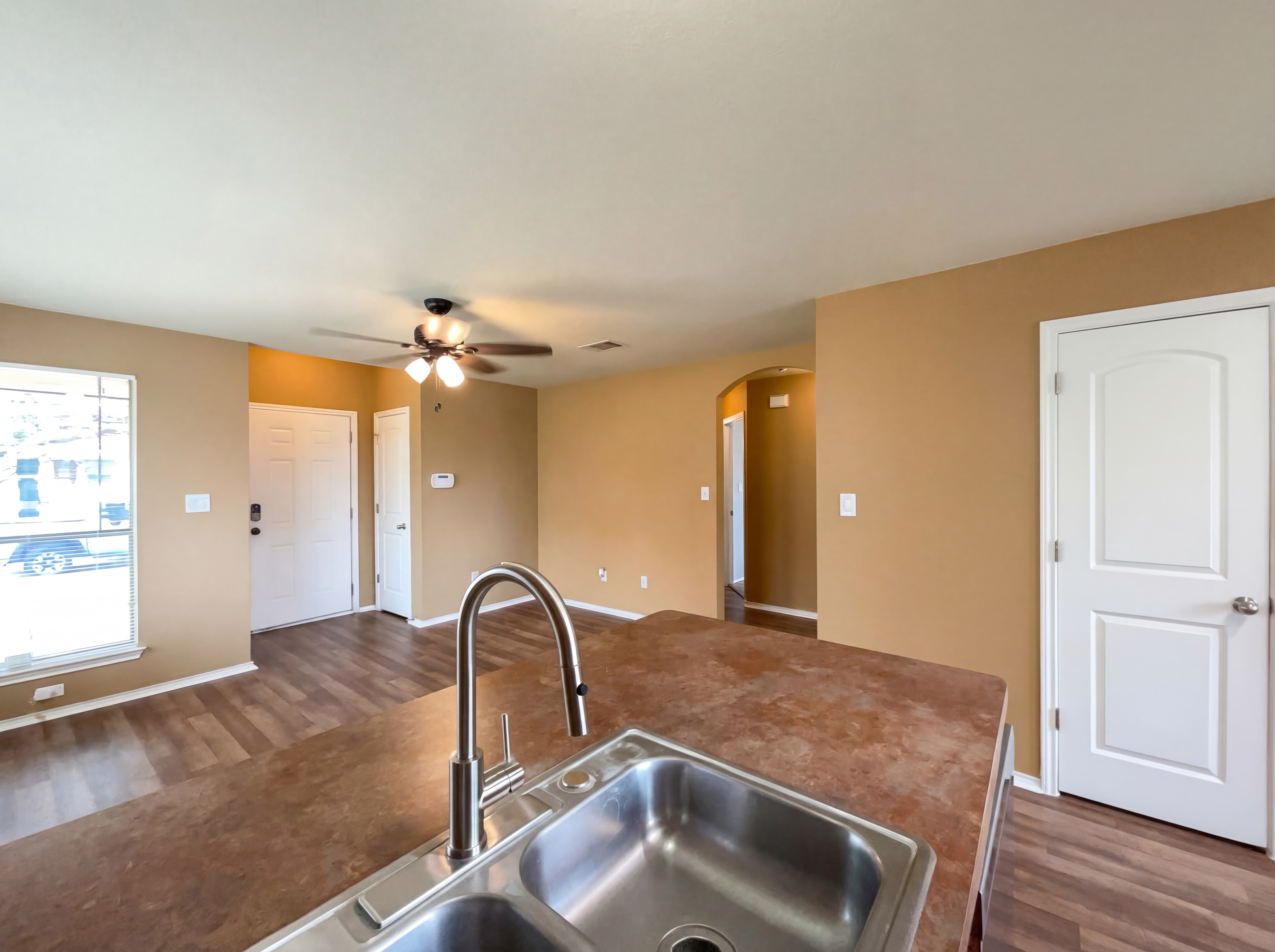 Photo 12 of 34 of 15102 Imes Ln, Austin, TX