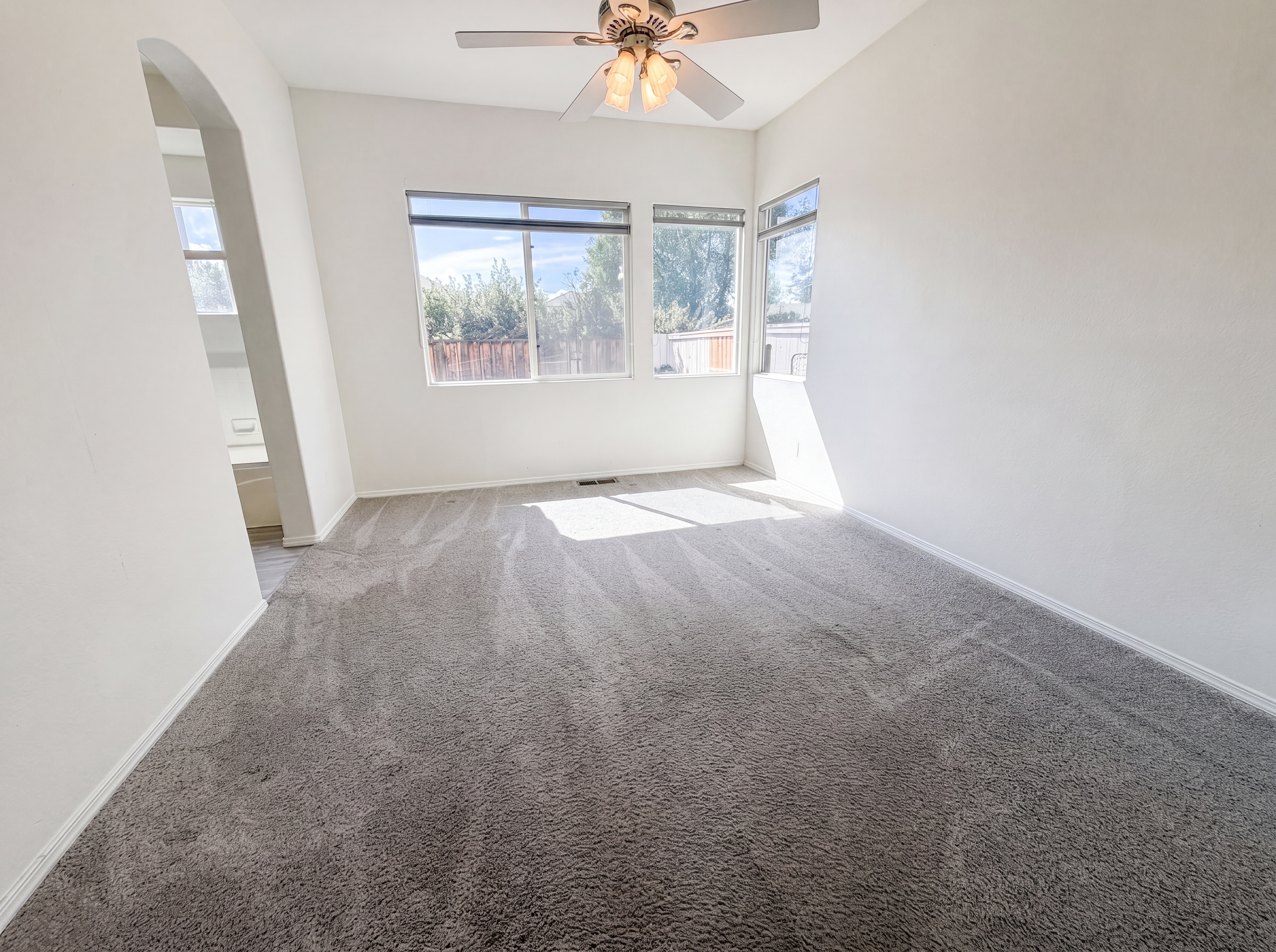Photo 9 of 22 of 9889 Northrup Dr, Reno, NV