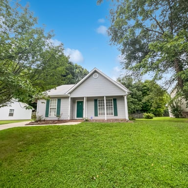 Property photo 1 of 6880 Ironwood Cir