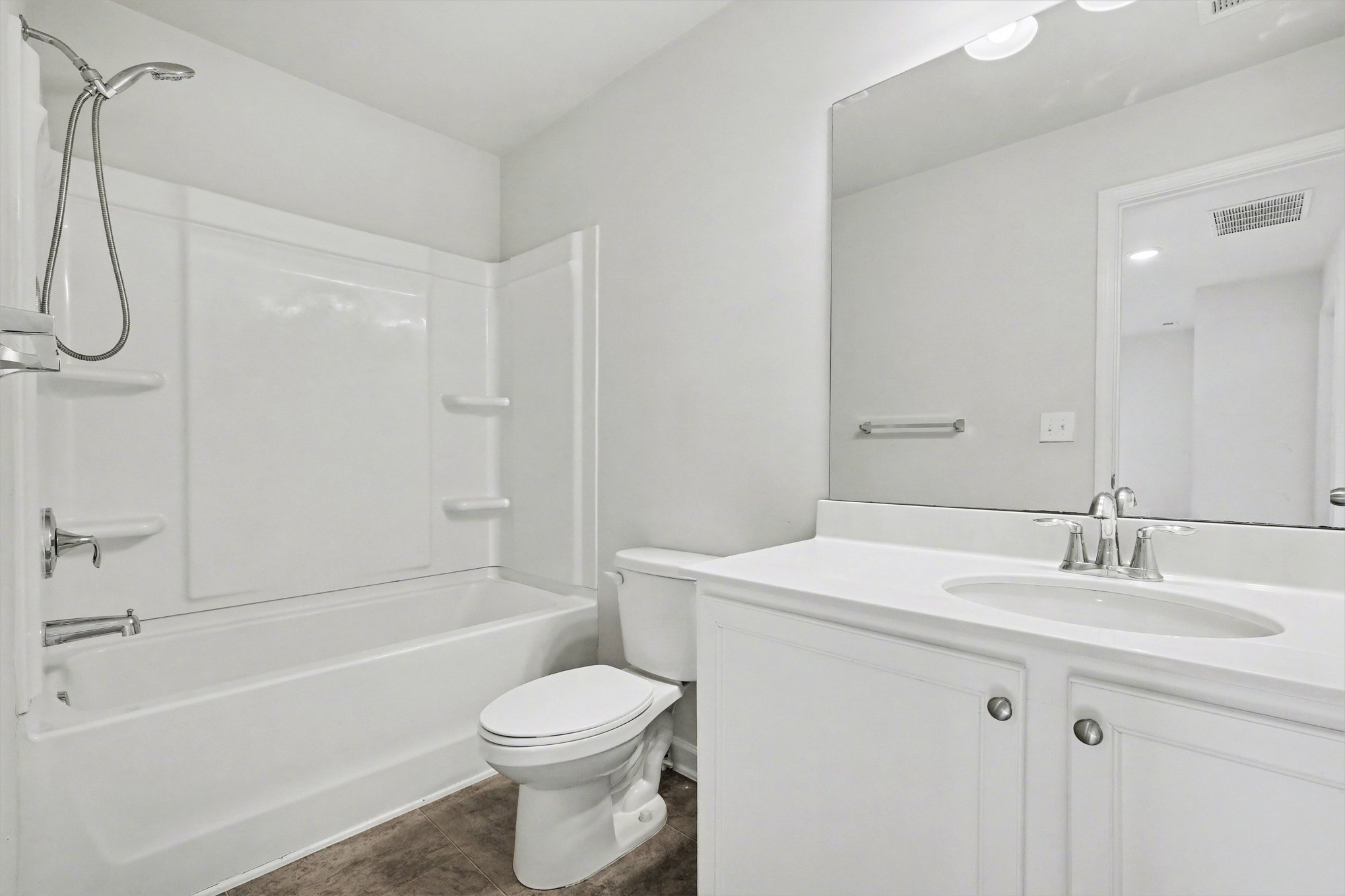 Photo 13 of 17 of 4574 Bishops Ln, Oakwood, GA