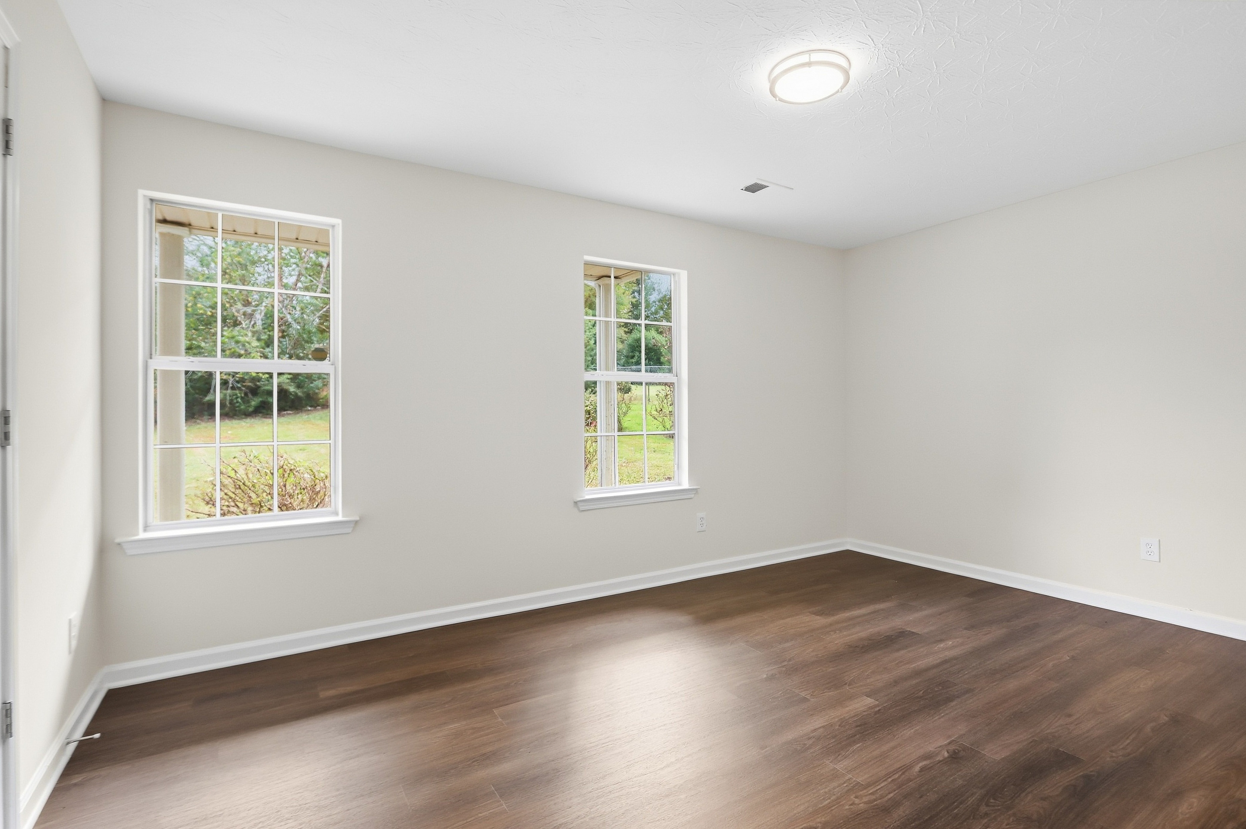 Photo 12 of 37 of 310 Kaden Ct, McDonough, GA