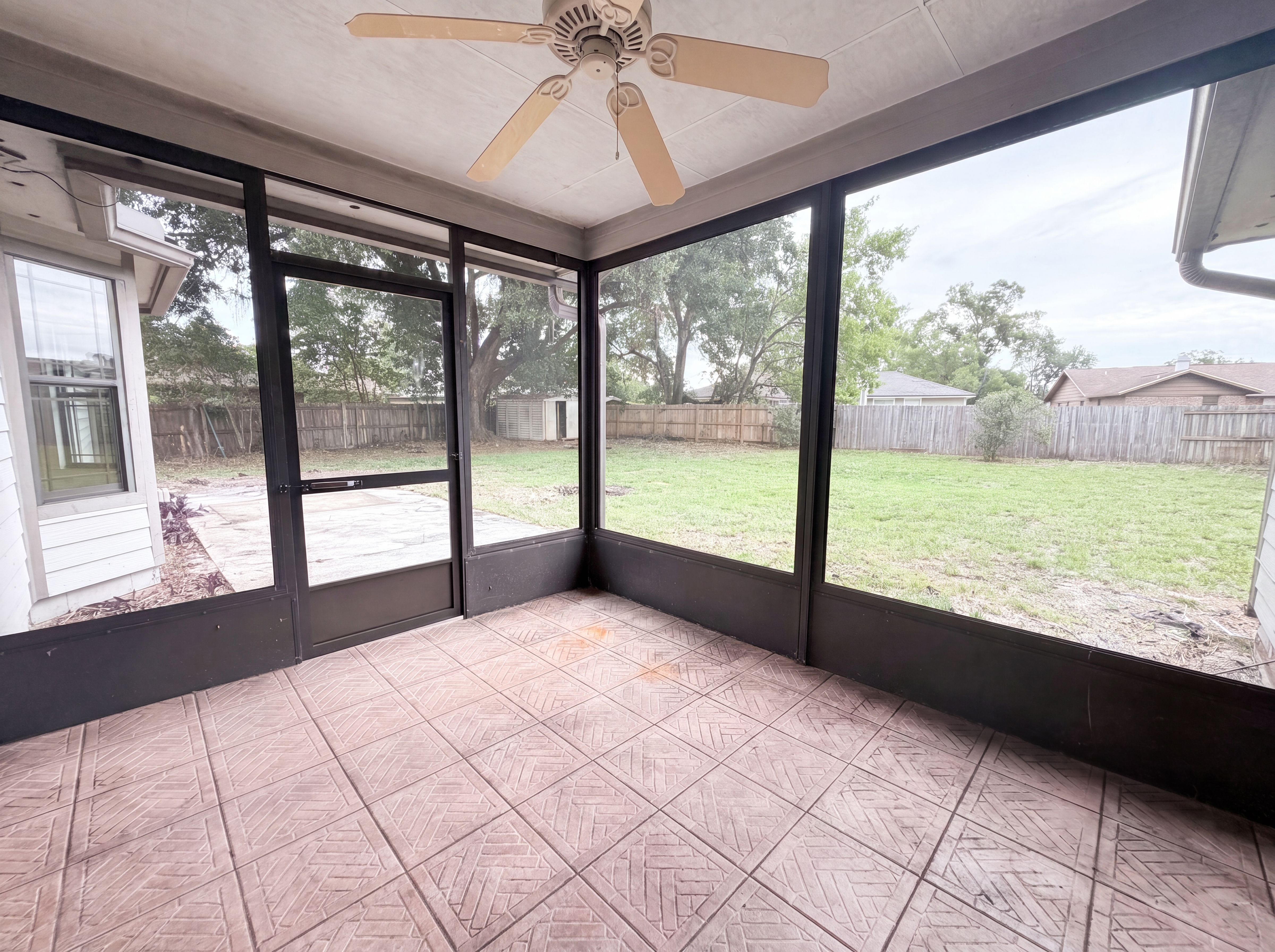 Photo 16 of 17 of 2441 Longwood St, Orange Park, FL