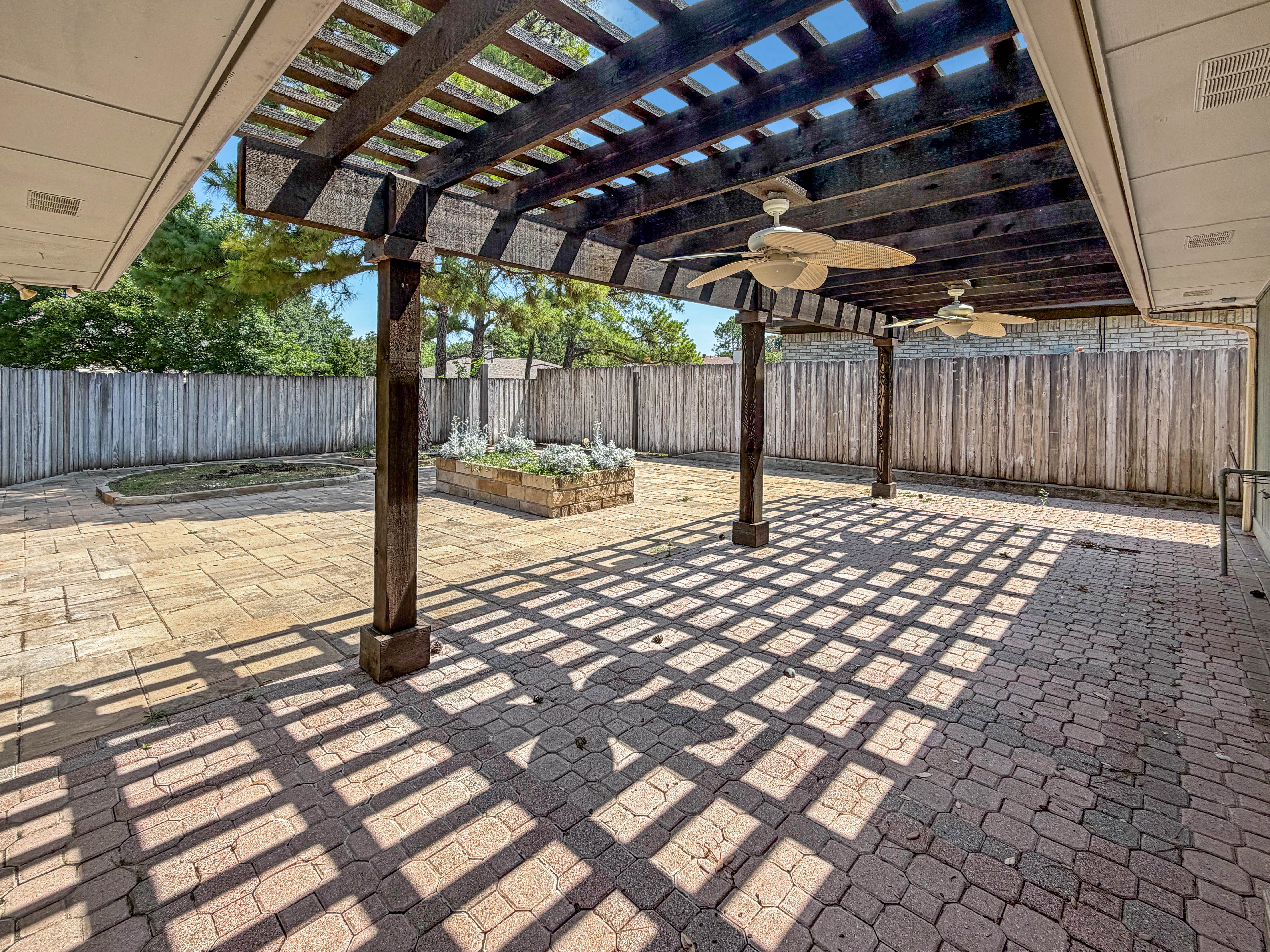 Photo 24 of 26 of 1857 El Paso St, Lewisville, TX