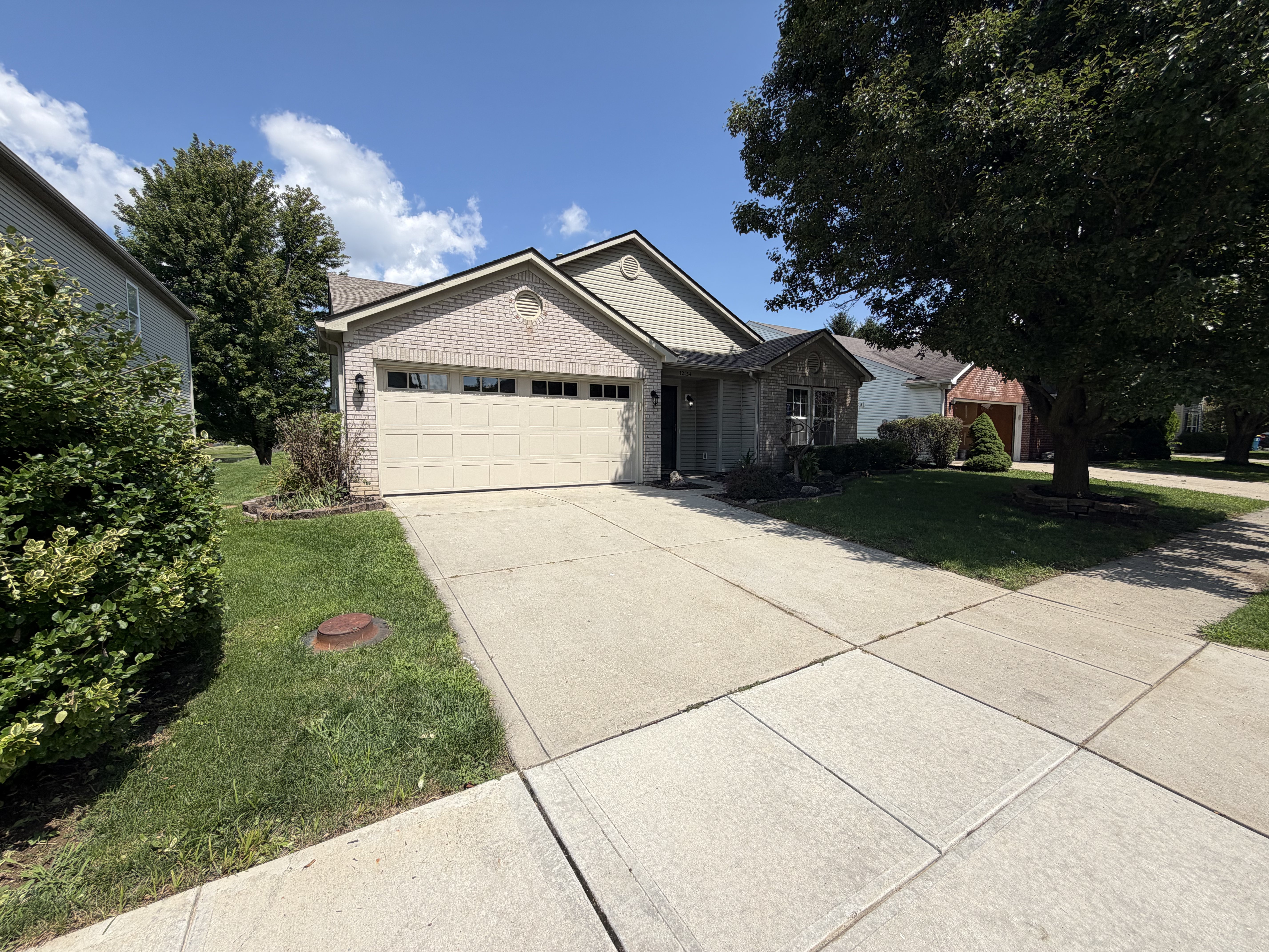 Photo 22 of 24 of 12134 Brushfield Ln, Fishers, IN