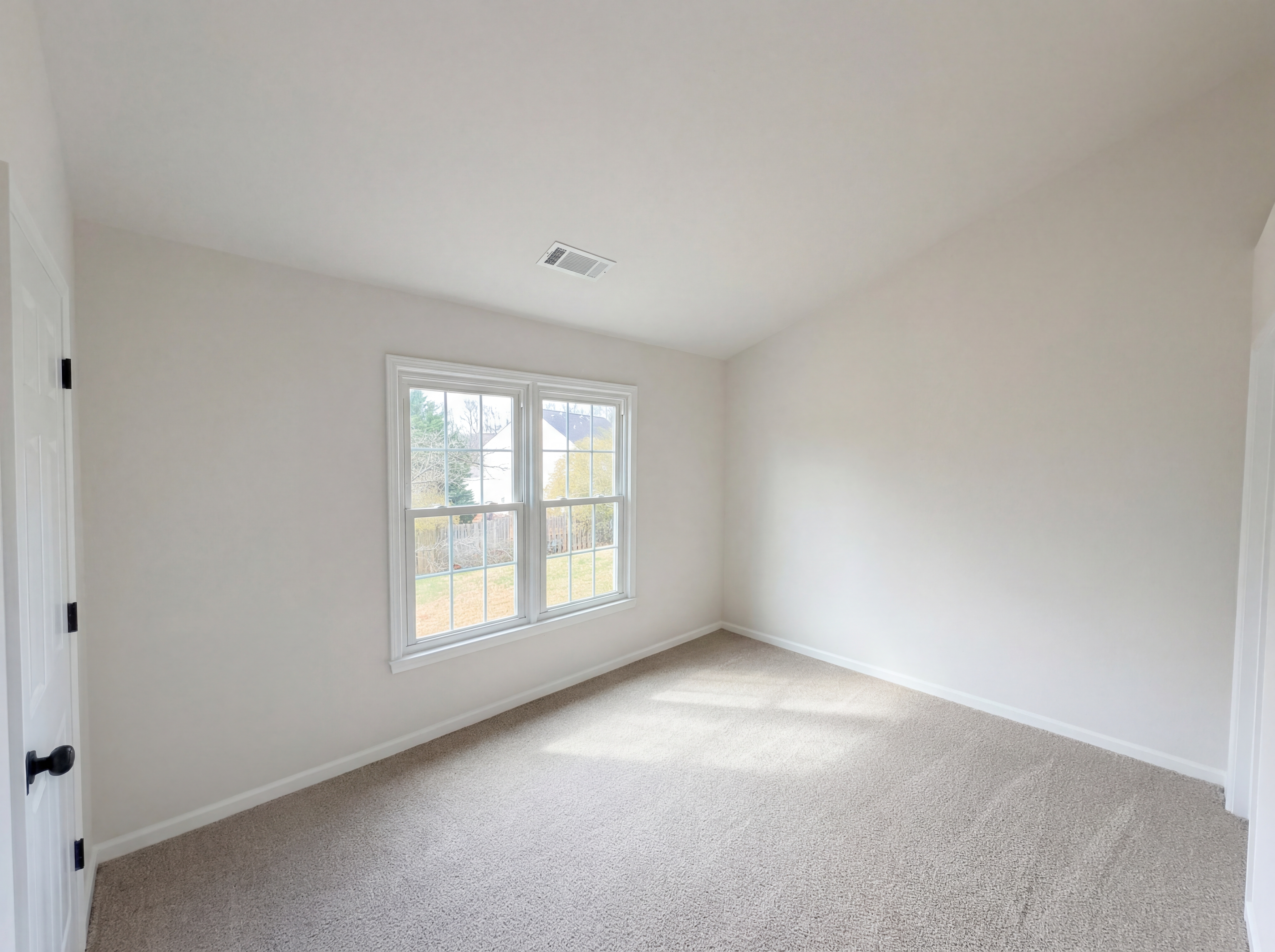 Photo 16 of 21 of 8141 Long Nook Ln, Charlotte, NC