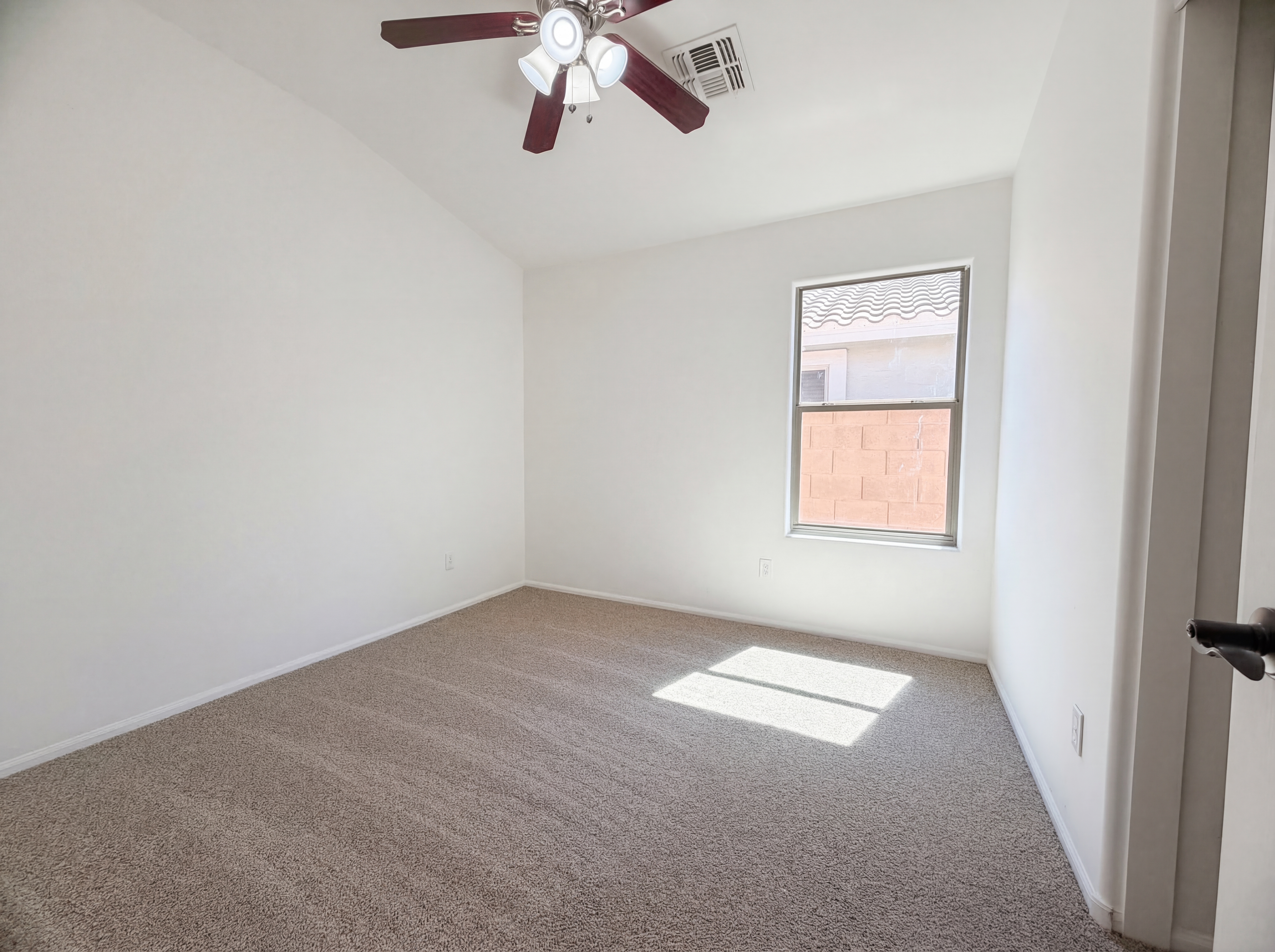Photo 16 of 17 of 38060 N Bonnie Ln, San Tan Valley, AZ