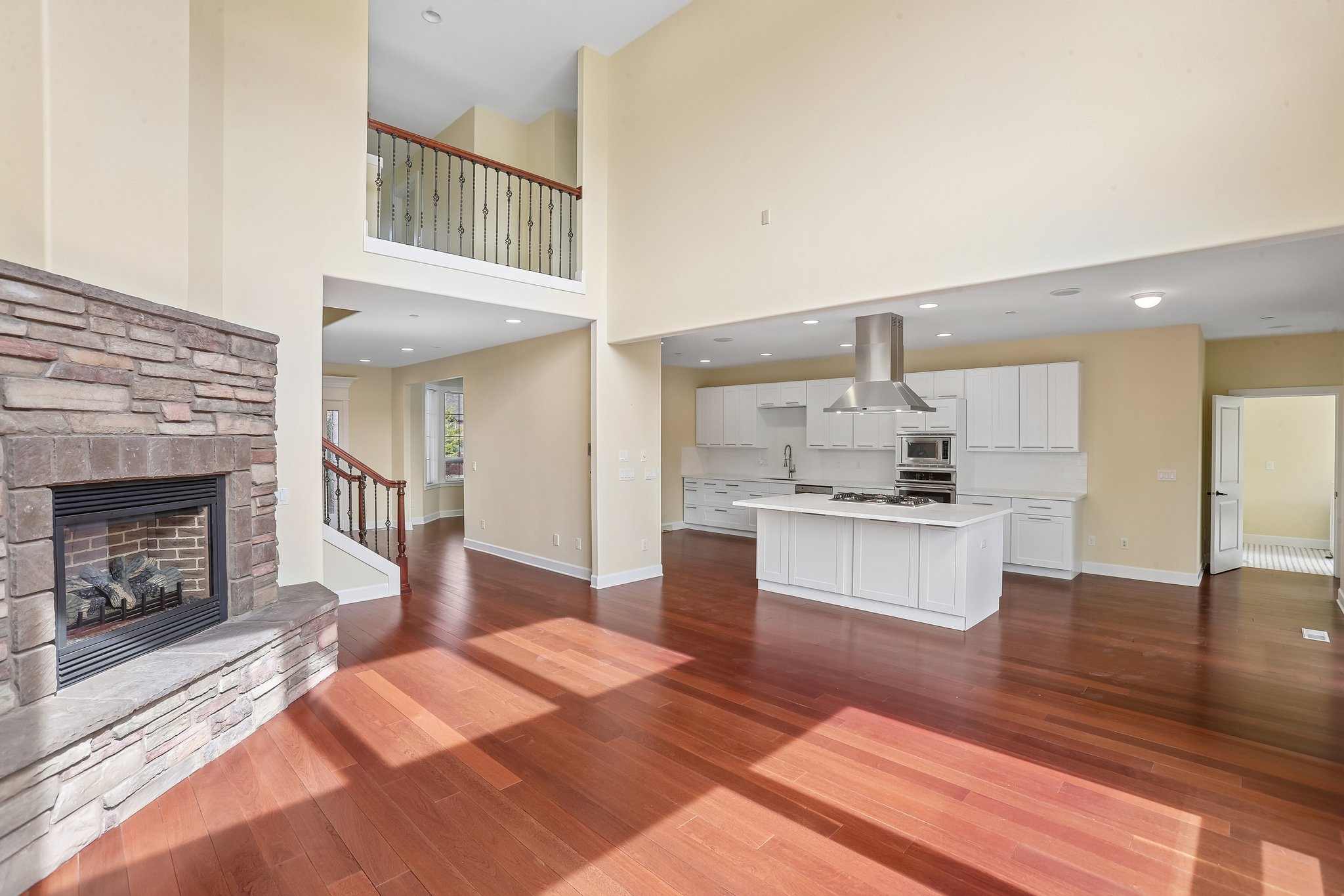 Photo 3 of 32 of 2250 SW Homer Ross Loop, McMinnville, OR