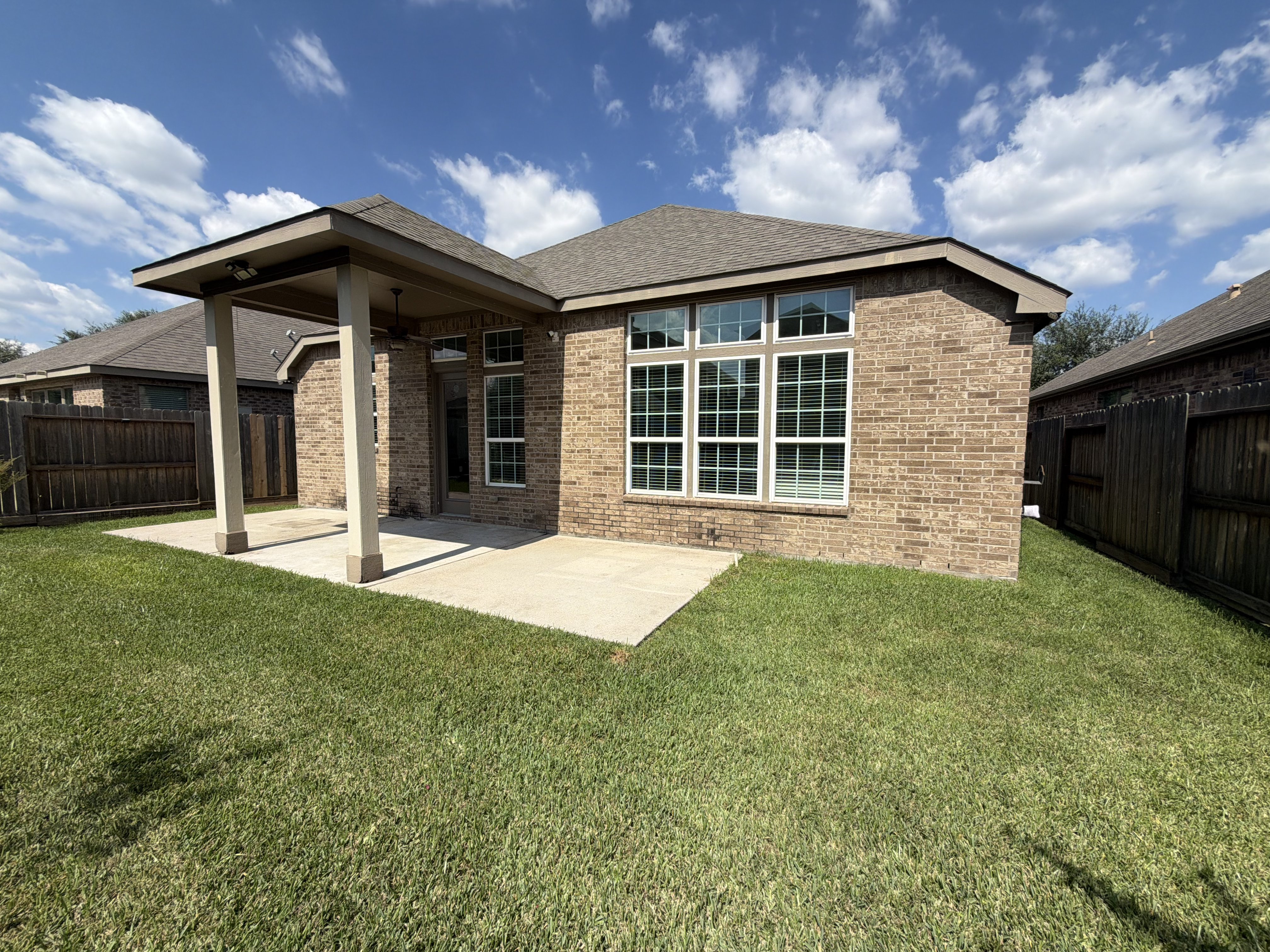 Photo 19 of 23 of 26339 Riley Glen Dr, Richmond, TX